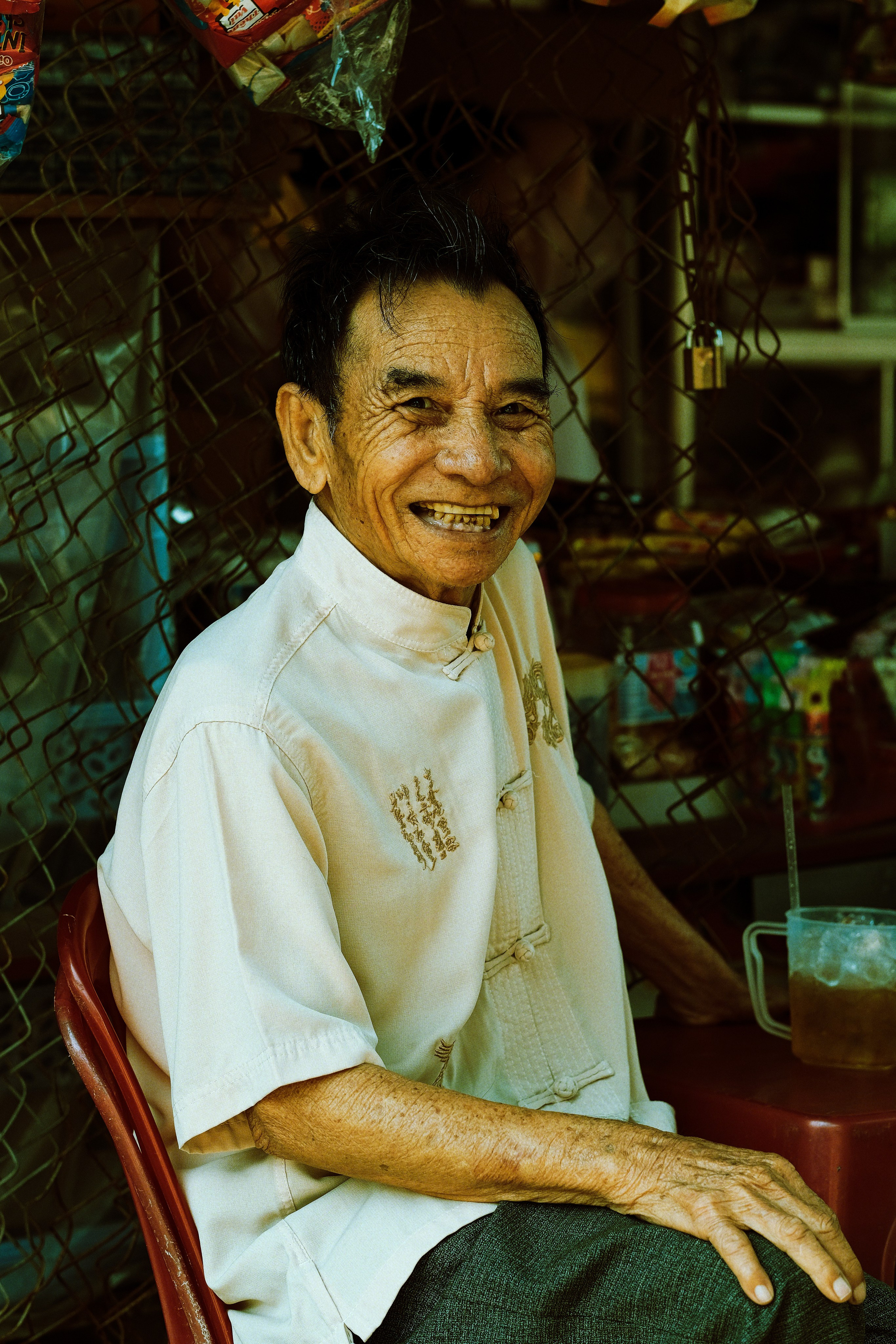 The Life of the Others | Phú Quốc 🇻🇳 |📍Vietnam. 中国街头摄影 | The Streets of China Through My Eyes | 深圳