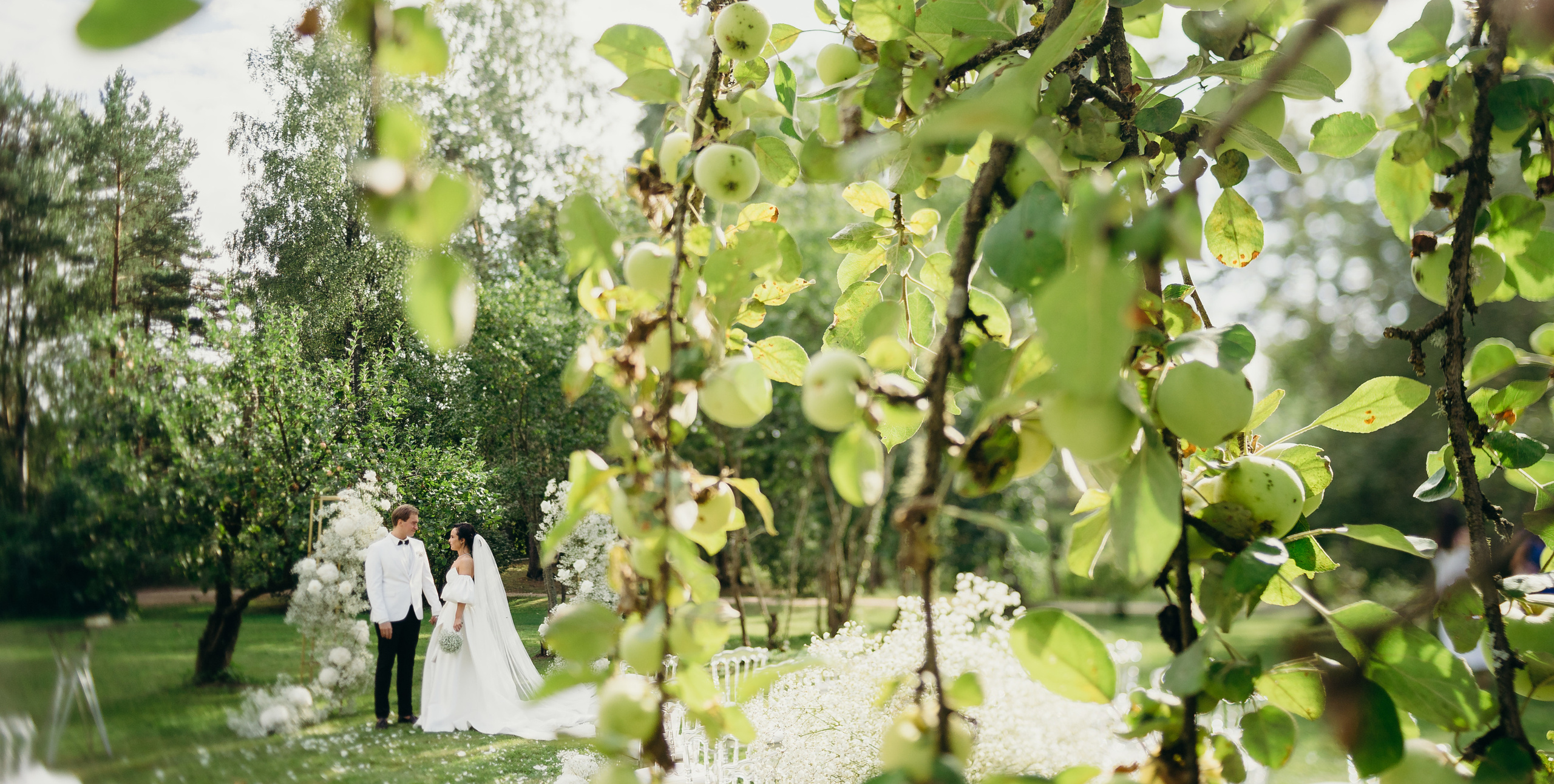 Kāzas Cēsīs, Villa Santa. Kāzu fotogrāfs Rīgā — Vjačeslavs Lučņenkovs