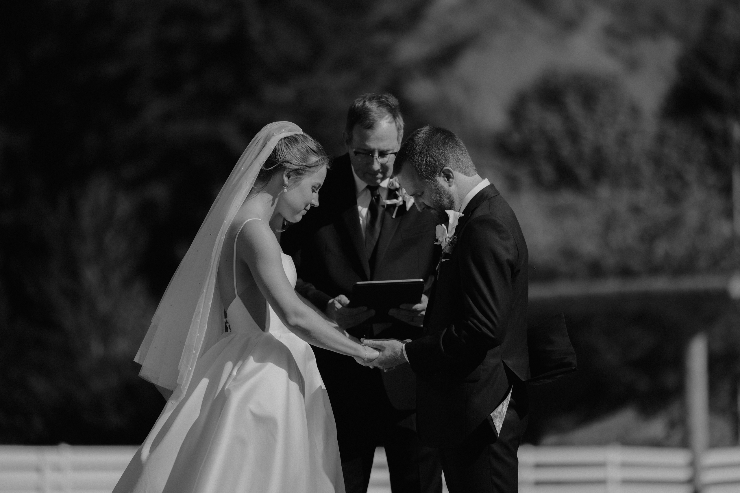 Wedding ceremony at Wind Mountain Ranch in the Columbia River Gorge