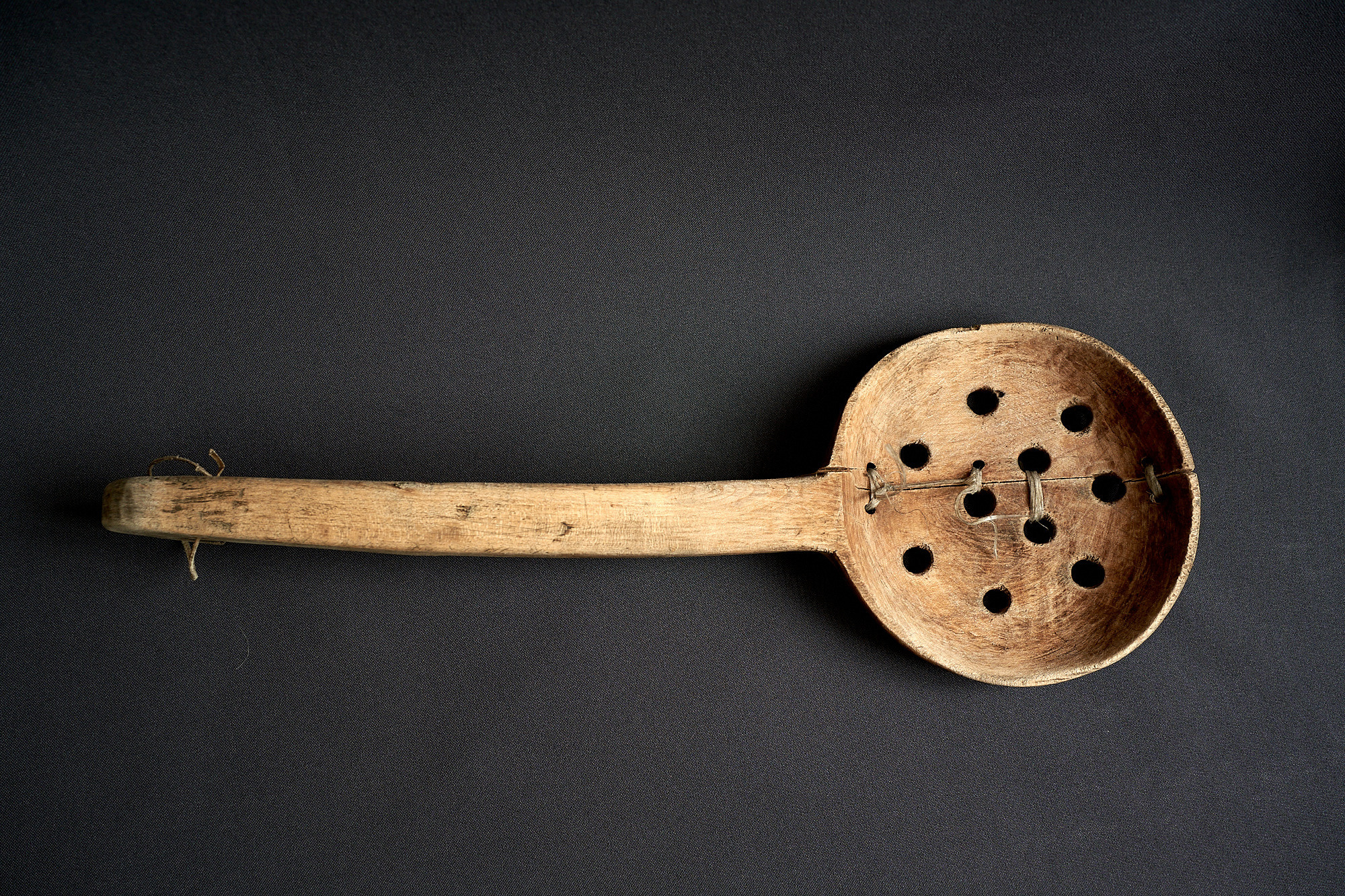 Deportation. GLISH ART — Timofey Glinin & Anastasia Shubina