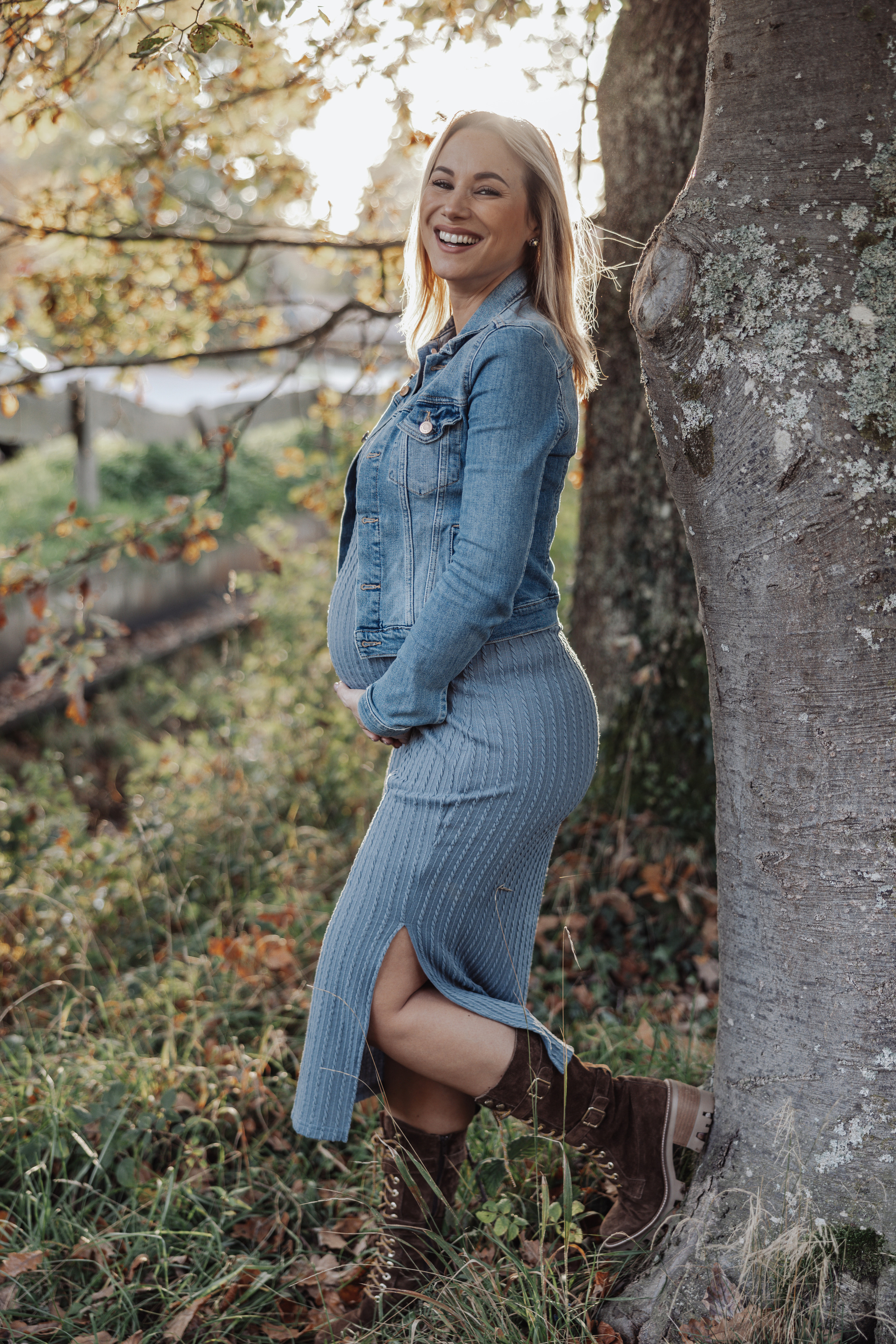 Babybauchshooting. Neugeborenenfotografie Pforzheim Katharina Jozic