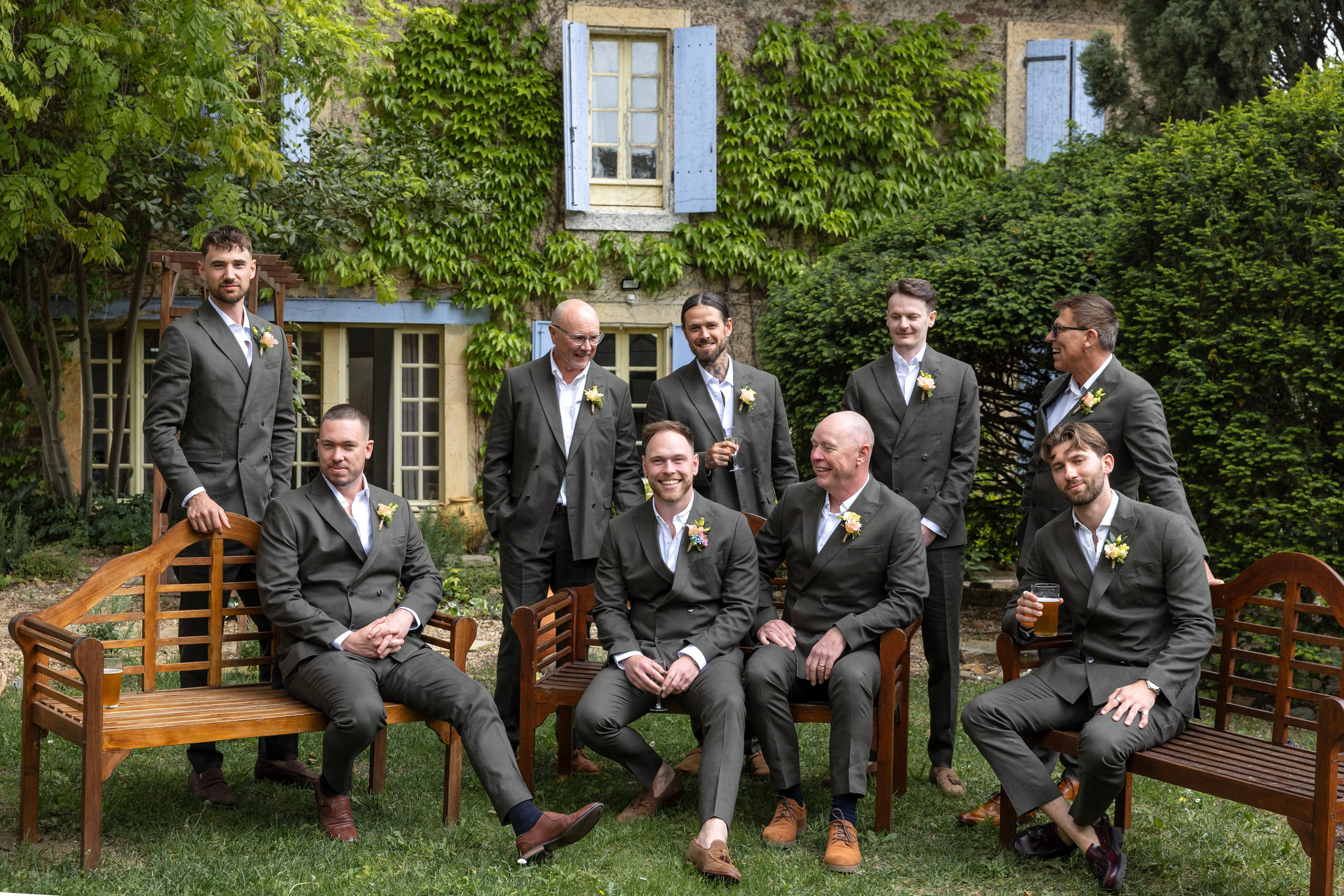 Vineyard Château Wedding in Occitanie — Puits Es Pratx. Eugénie Smirnova — Wedding & Elopement Photographer in Southwest France