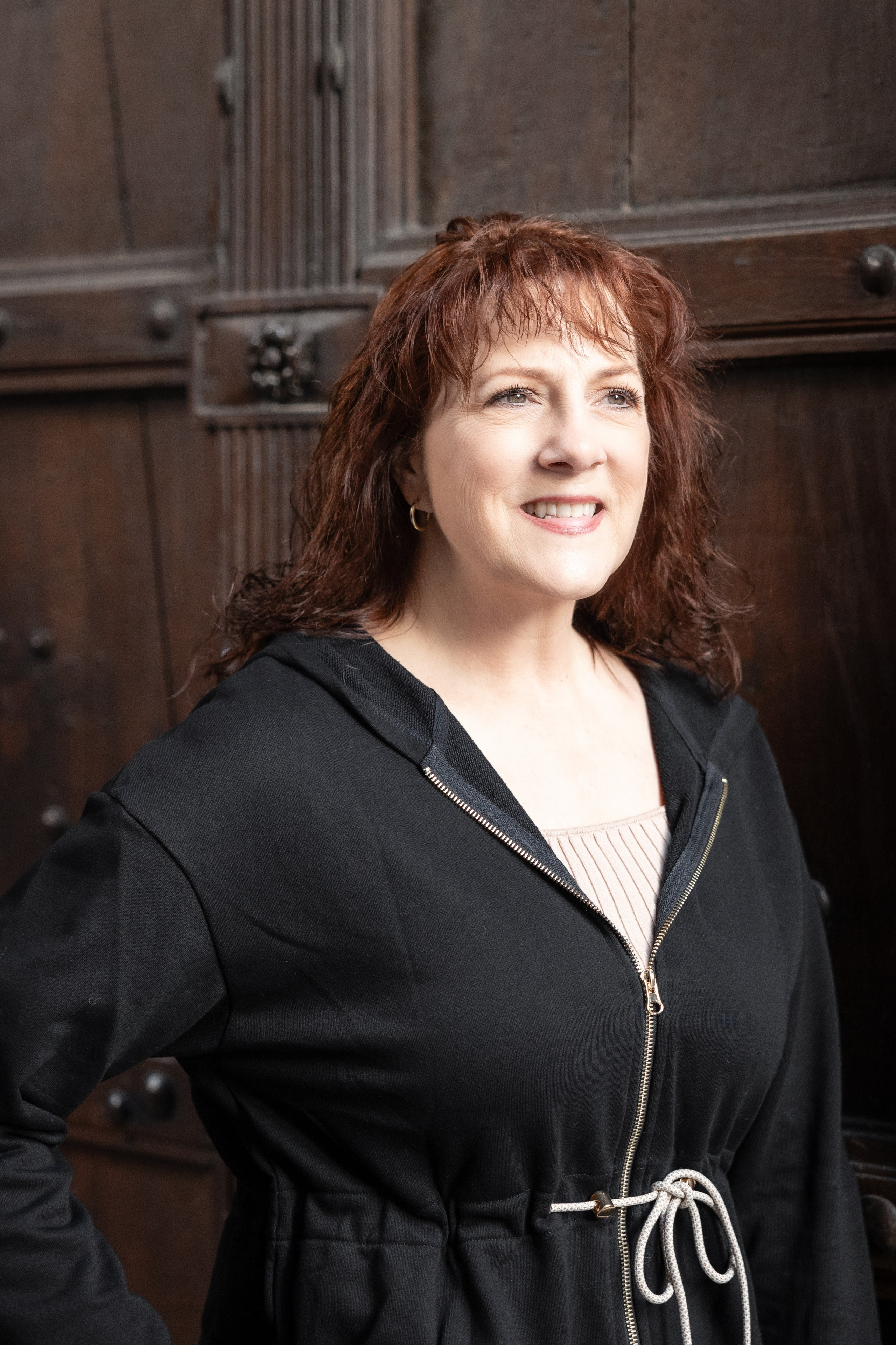 Family photoshoot in Toulouse city center for Cara’s Family/EN. Eugénie Smirnova — your photographer in Toulouse and southwest France