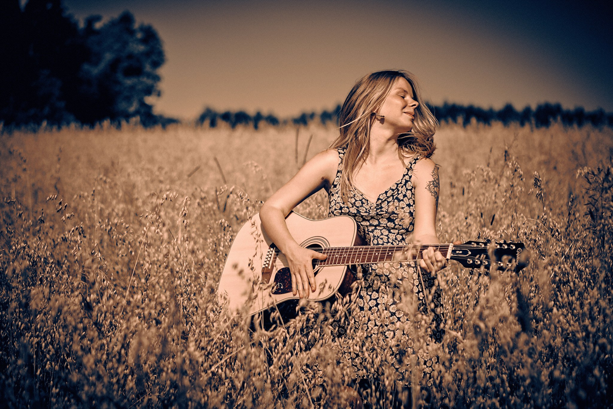 Portrety Ludzi, zrobione na Festiwalach Świadomościowych i Muzycznych: Dharma, ZIELONE KRĘGI, Wibracje, FRUŃ, Organic, Turkusowa Wyspa. Andriej Szypilow - Fotografia & Wideografia