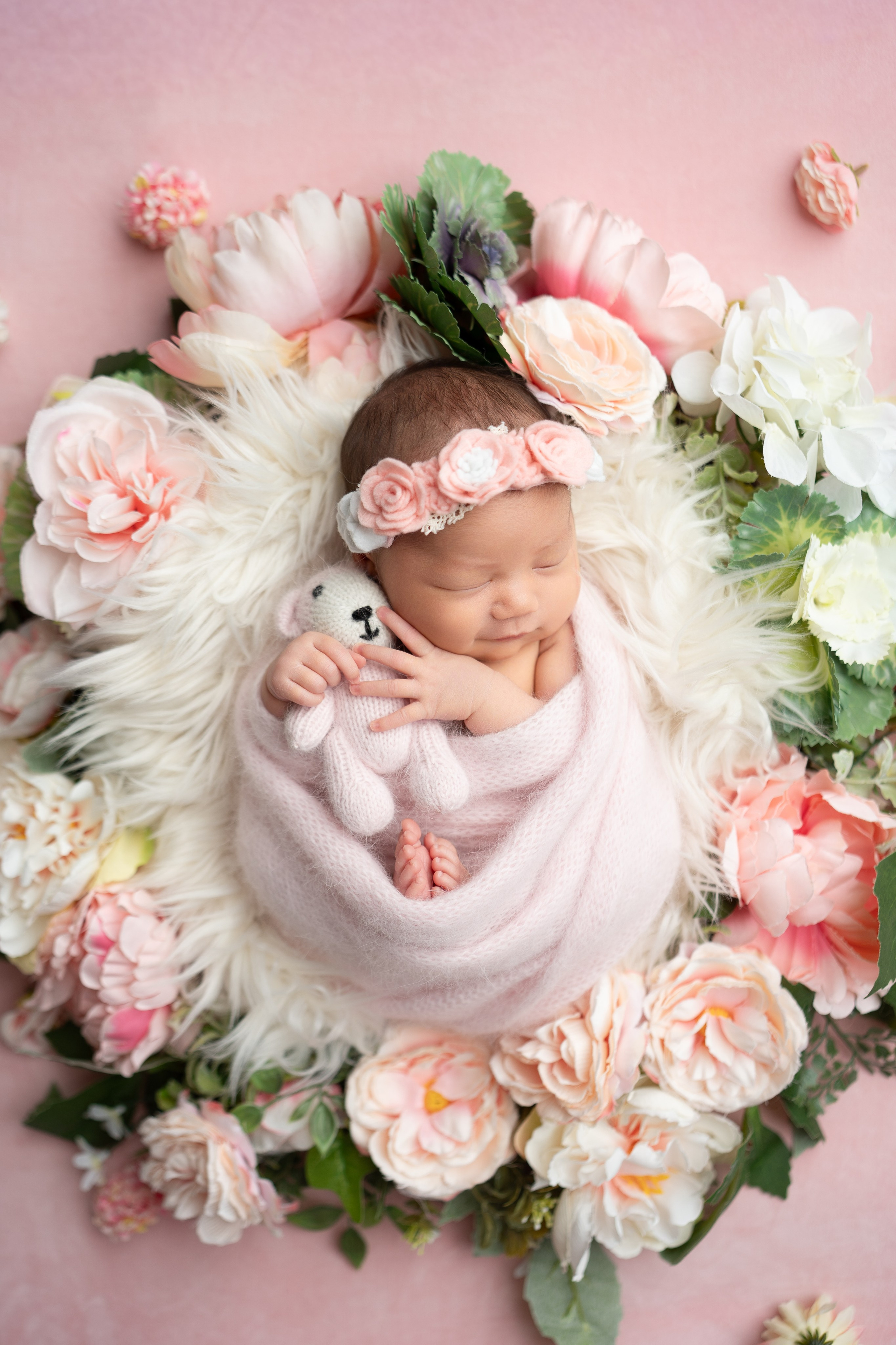 Posed Newborn. Maternity, family and newborn photography in San Francisco Bay Area