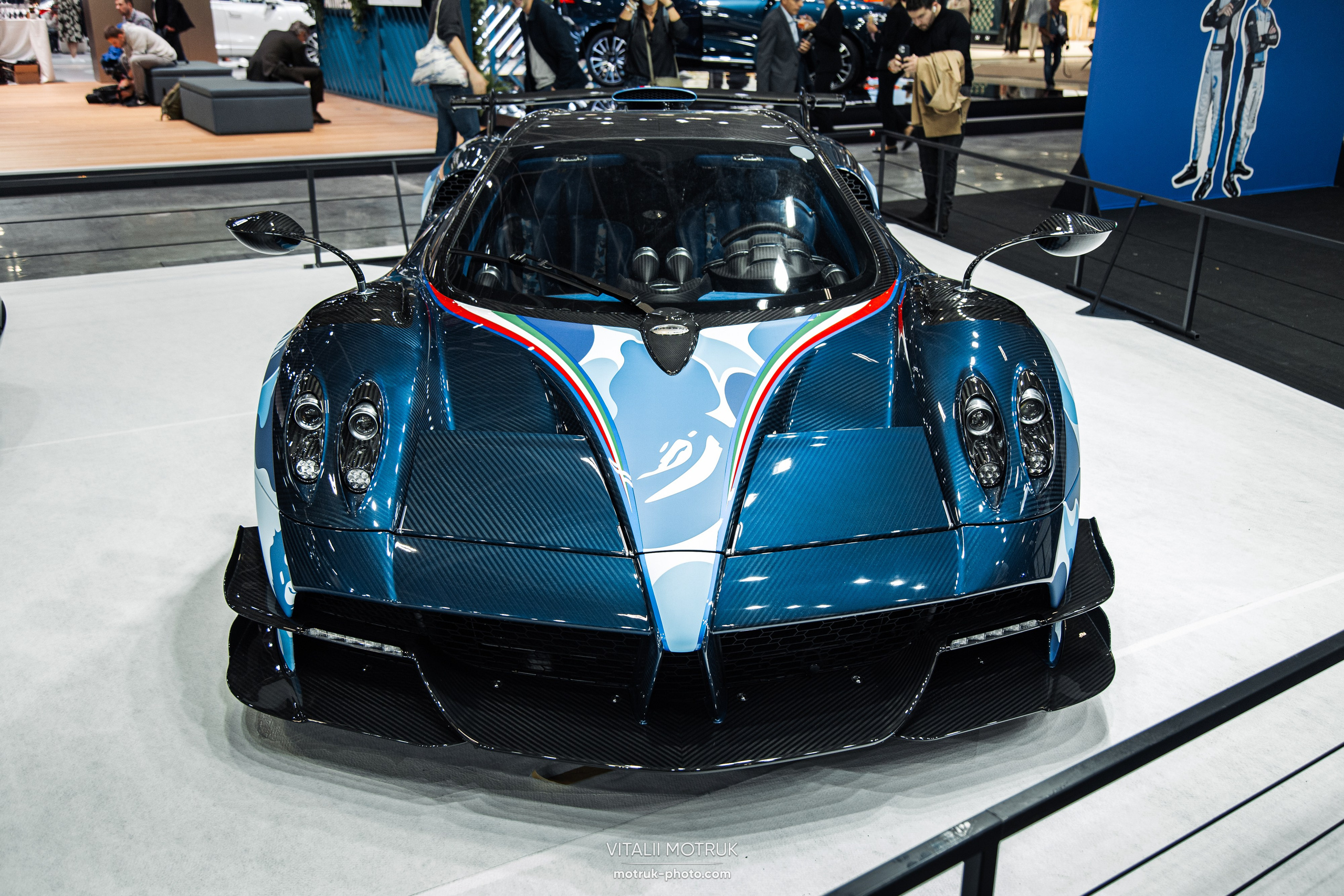 Mondial Auto 2022. Photographe de voitures à Paris — Vitalii Motruk