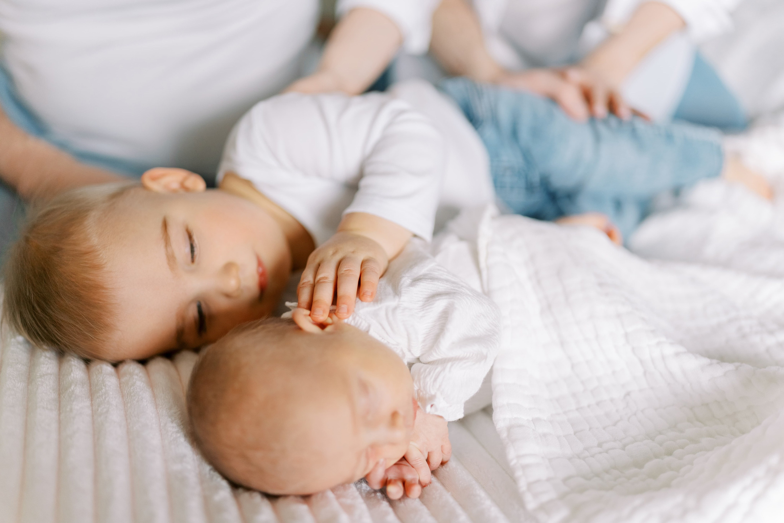 Family photoshoot. Vladimir & Tatiana and children. February 2024. EVAN ARISTOV WEDDING PHOTOGRAPHY — Seattle Wedding Photographer