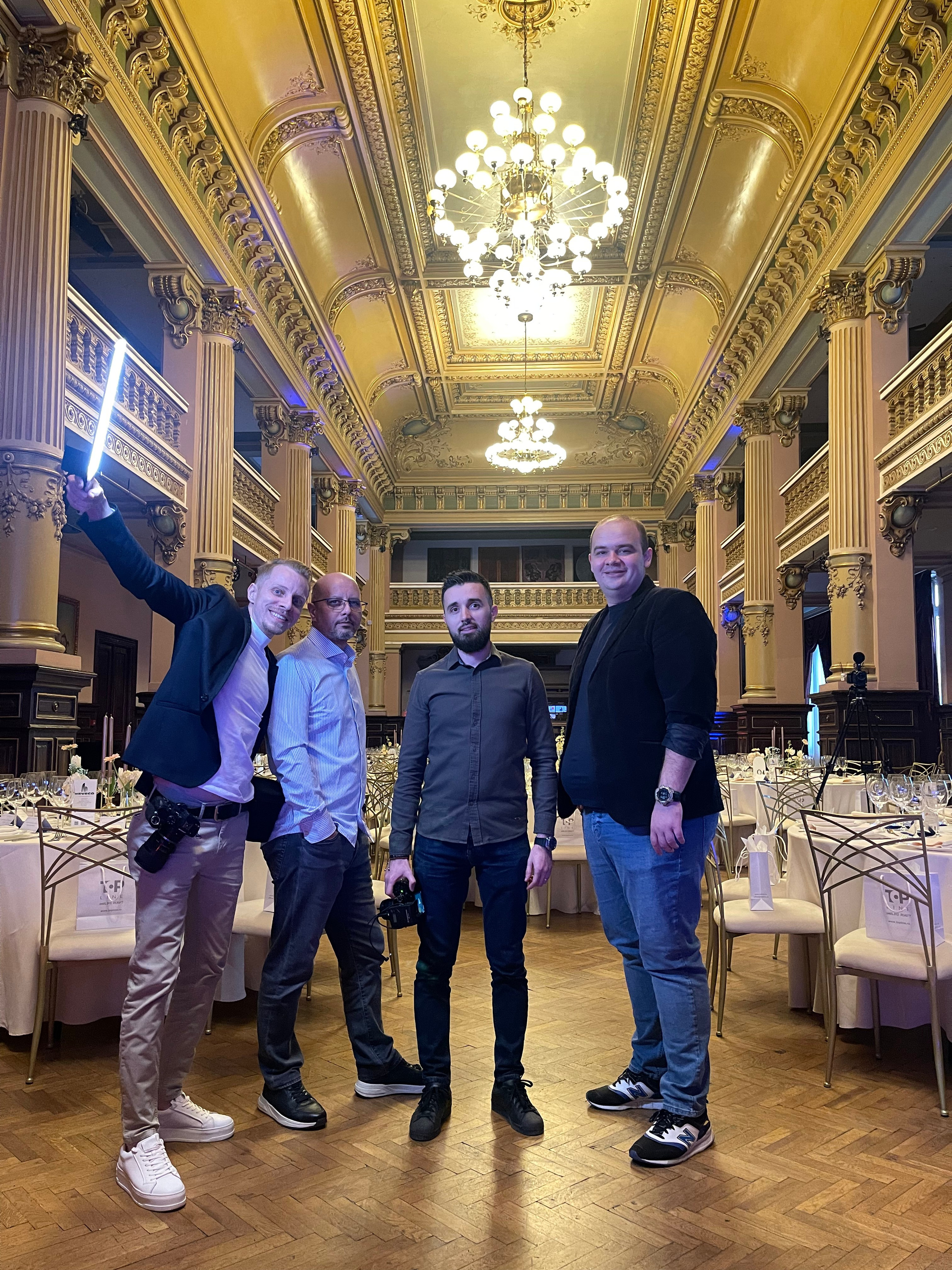 Despre Fotograf Cătălin Lazăr — Profesionist Evenimente. Cătălin Lazăr Photography — Fotografie de nuntă și evenimente premium în România și Europa