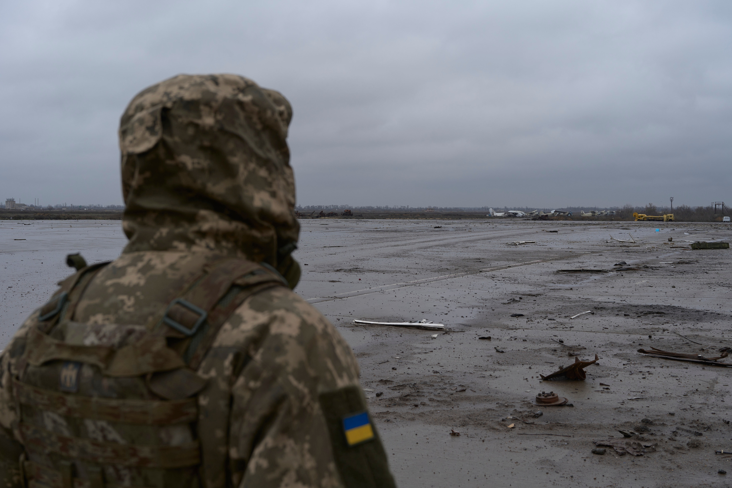 Andrii, the soldier in Kherson Airport. Chornobaivka.