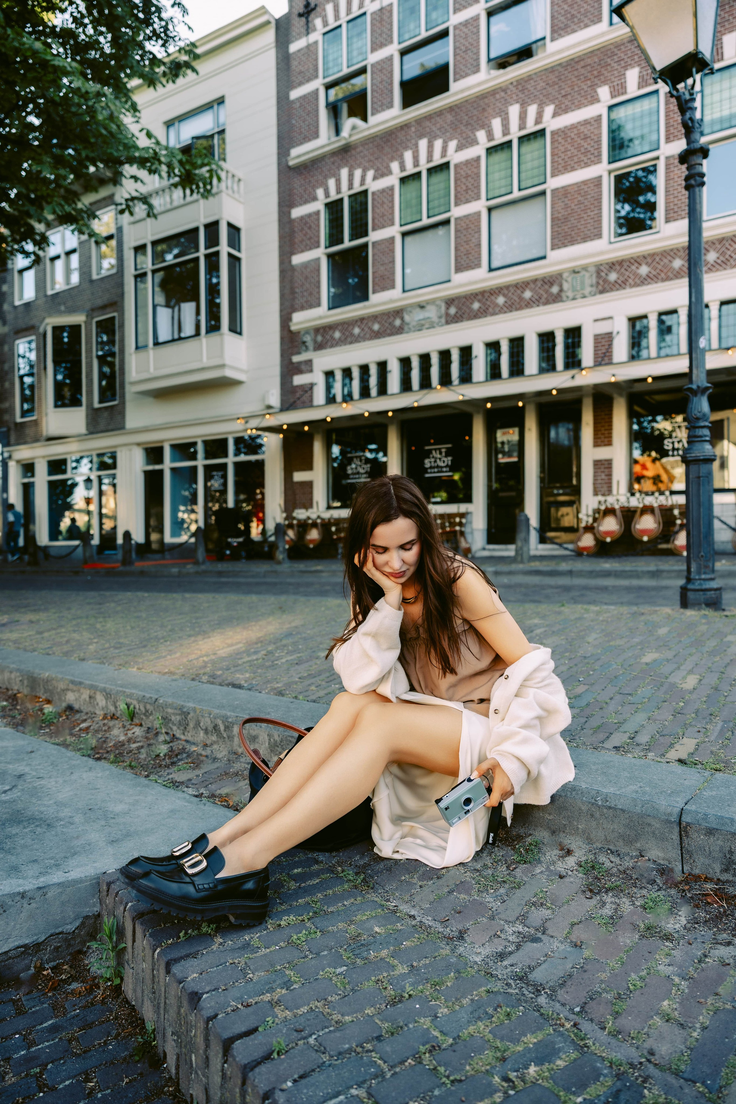 A calm summer portrait session — soft light, pastel tones, and peaceful mood. Romantic & Soulful Photography by Natalia Olhova in Rotterdam