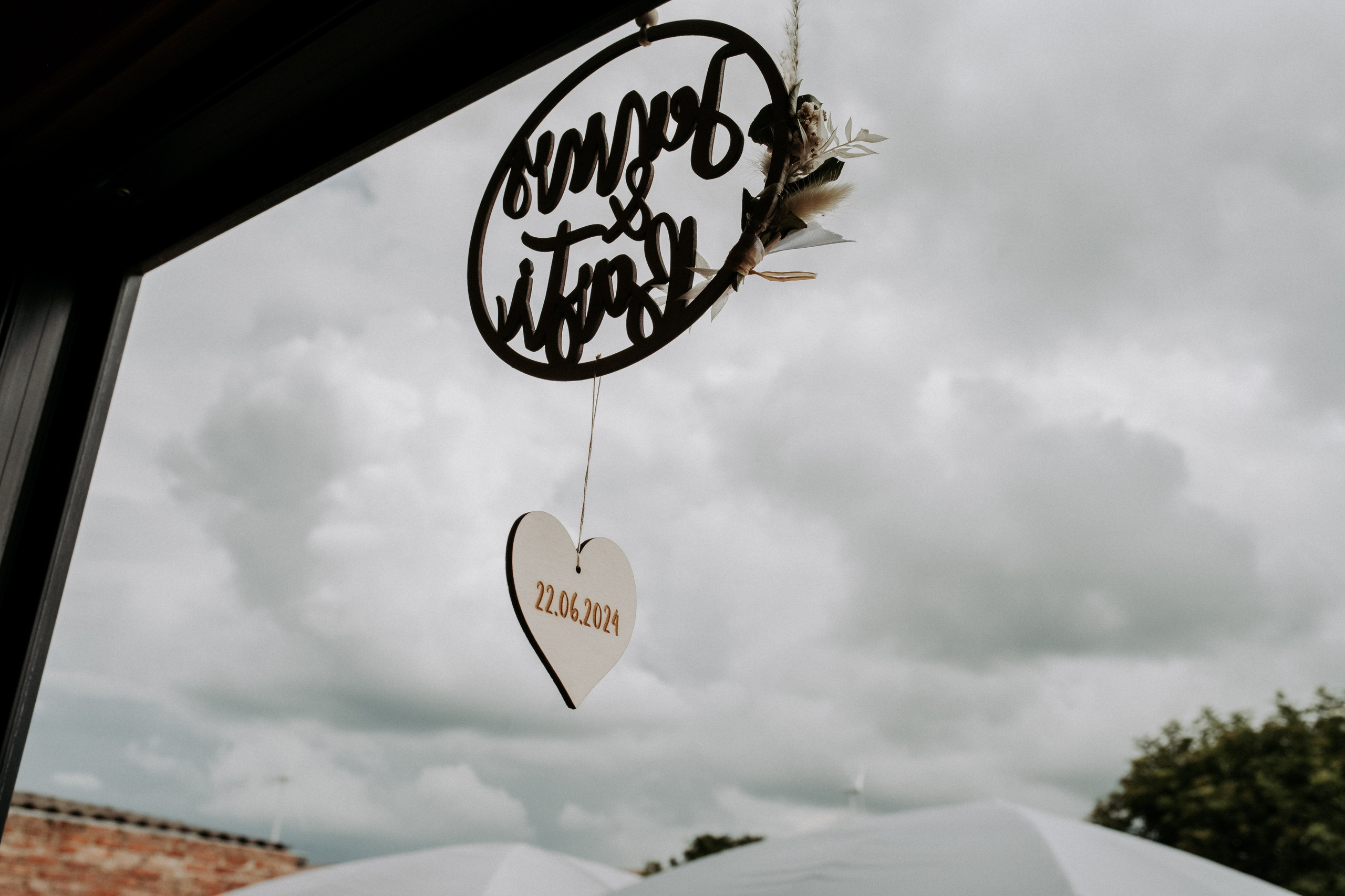 Hochzeit von Jenny & Basti – Emotionale Hochzeitsfotos | Hochzeitsfotograf Würzburg. Anna Saribekyan – Beste Hochzeitsfotografin in Würzburg, Top 10 in Deutschland
