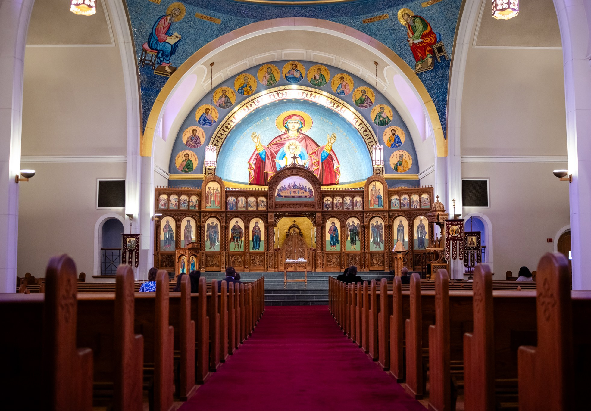 St George Greek Orthodox Church Wedding. Wedding and portrait photography in Greenville SC