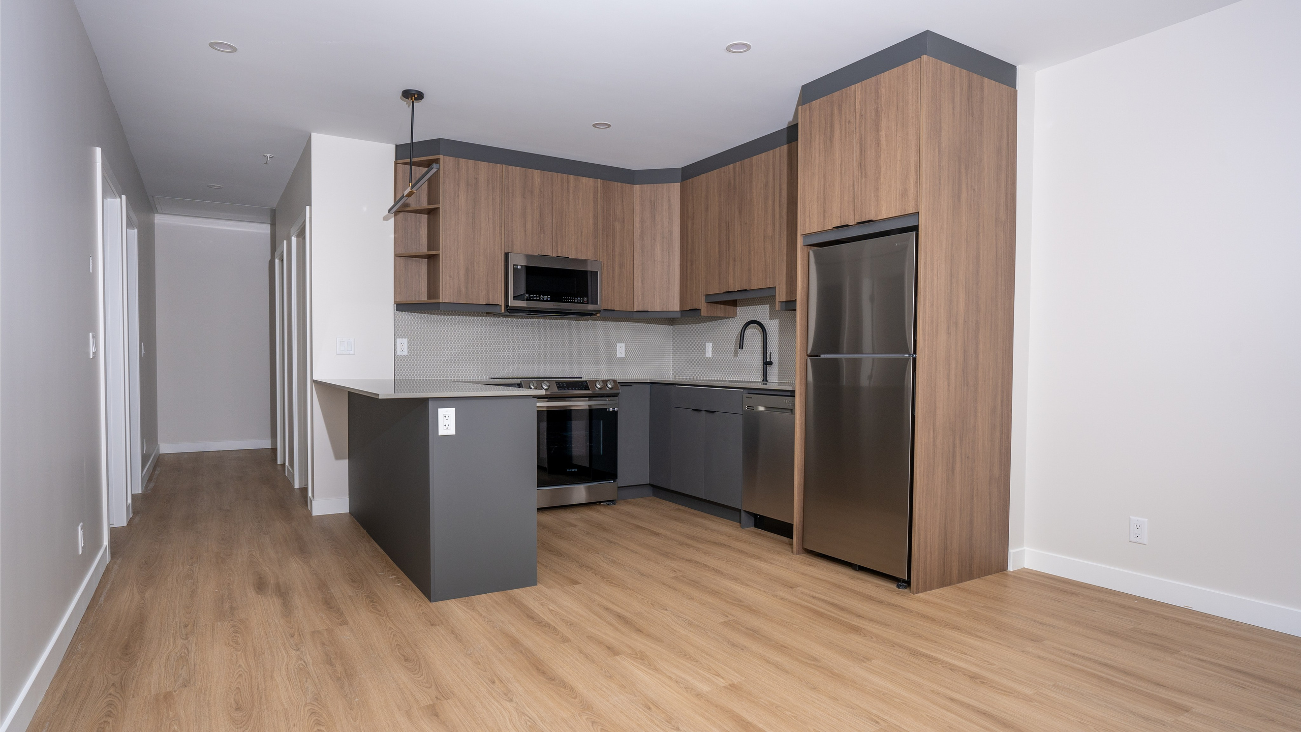 Real estate. Production Services NV Visual
