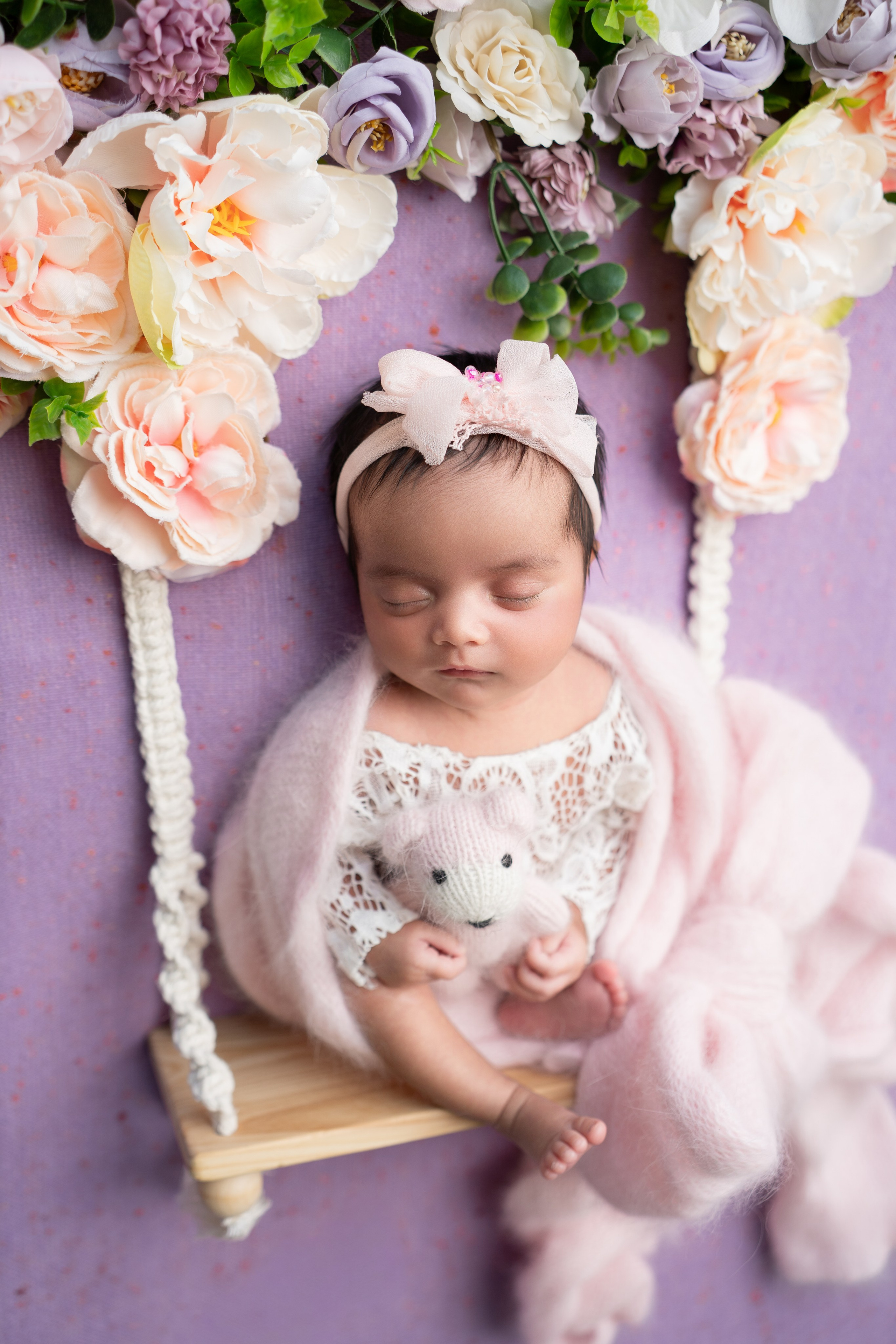 Posed Newborn. Maternity, family and newborn photography in San Francisco Bay Area