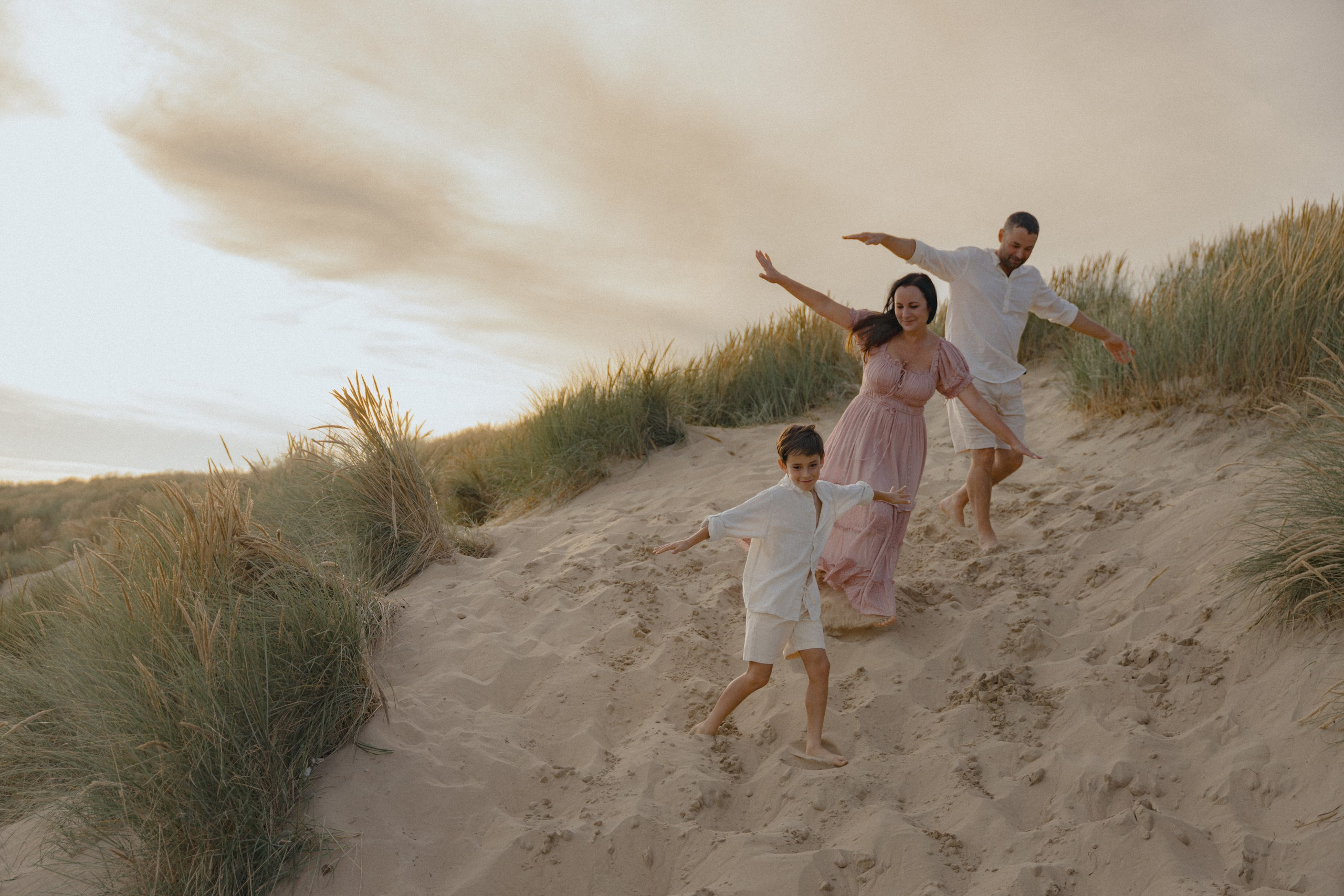 Family Photoshoot at Camber Sands | London Family Photographer. London Wedding & Engagement Photographer
