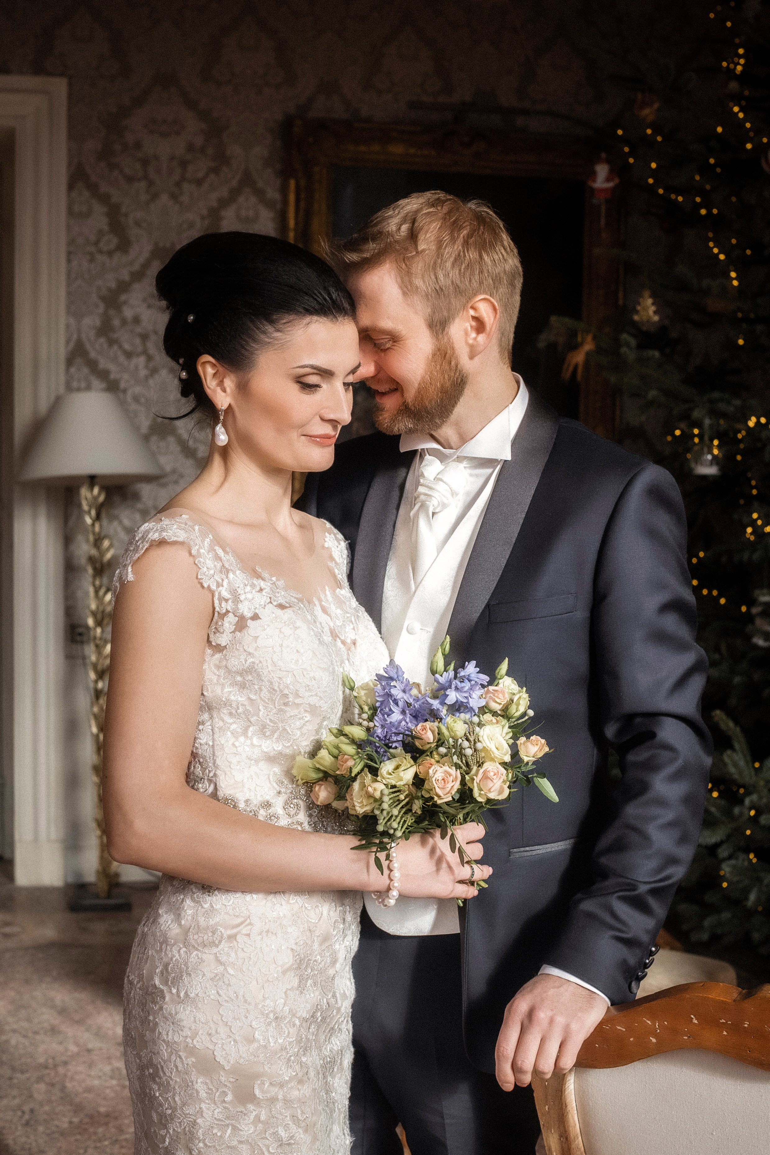 Wedding photoshoot at Château de Pennautier France. Eugénie Smirnova — your photographer in Toulouse and southwest France