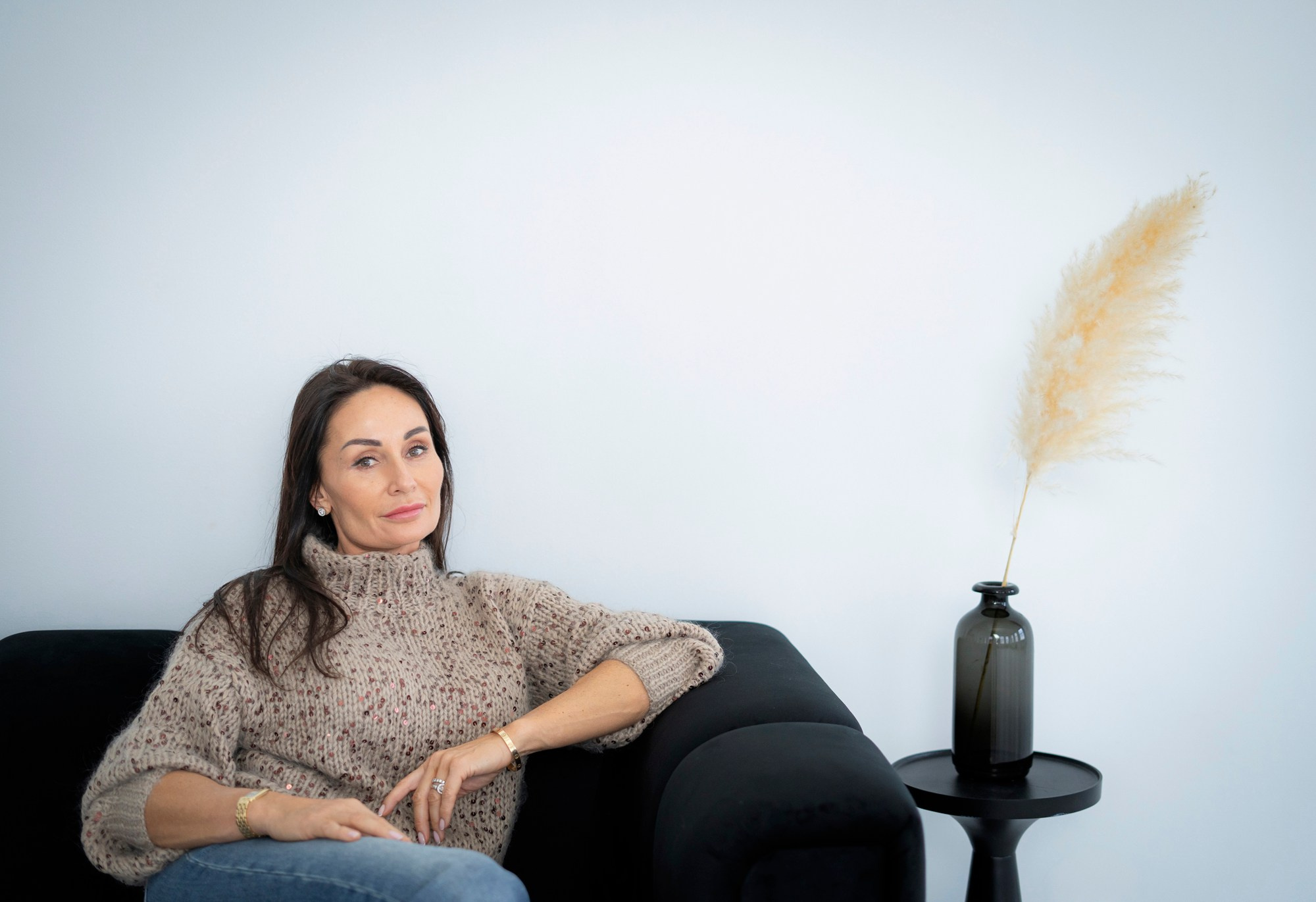 Portait photographer and videographer in Riga, Latvia, Julia Zhitluhina. Visual Artist