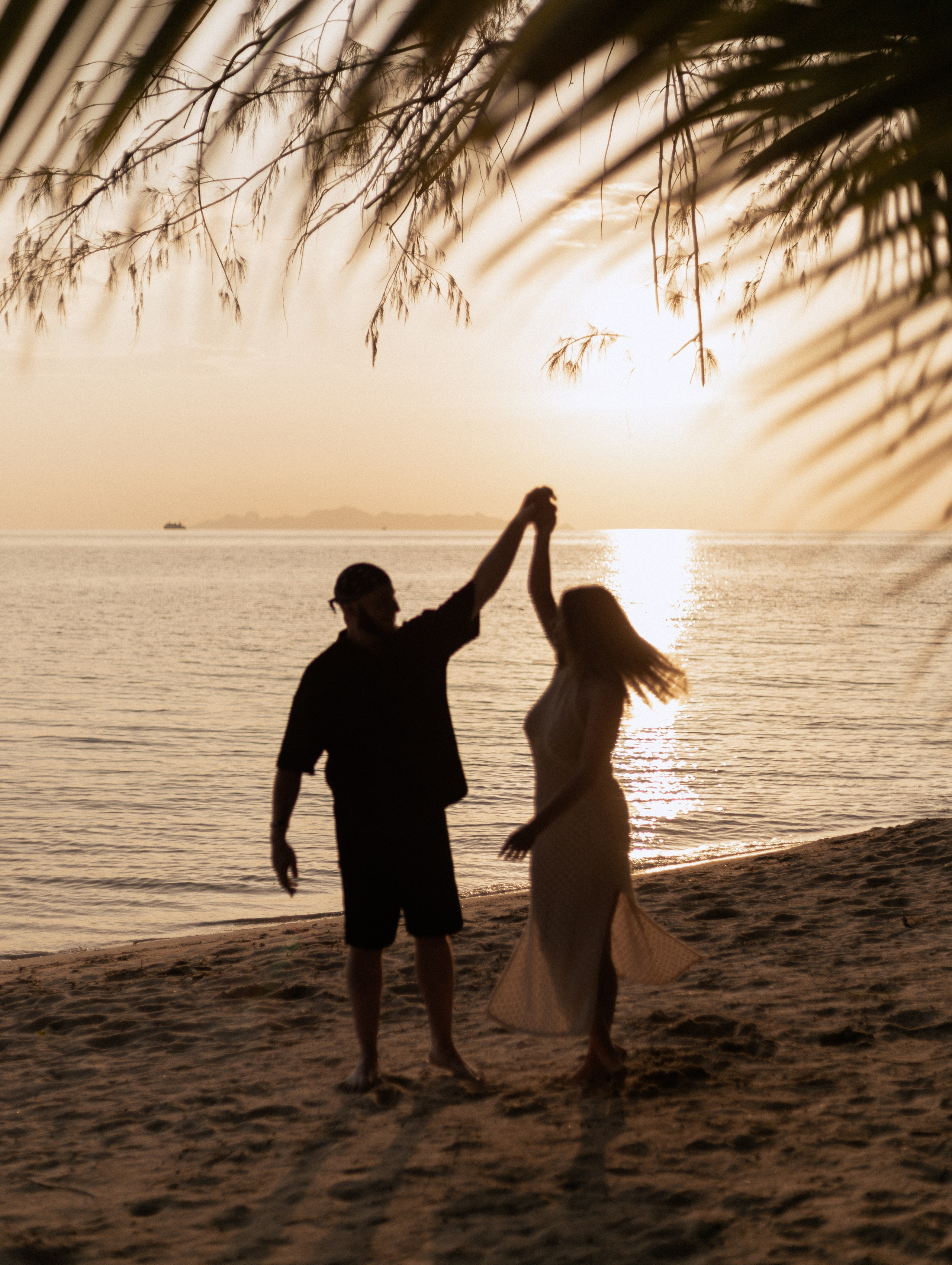 LOVE — STORY. Photographer on Koh Samui Elena