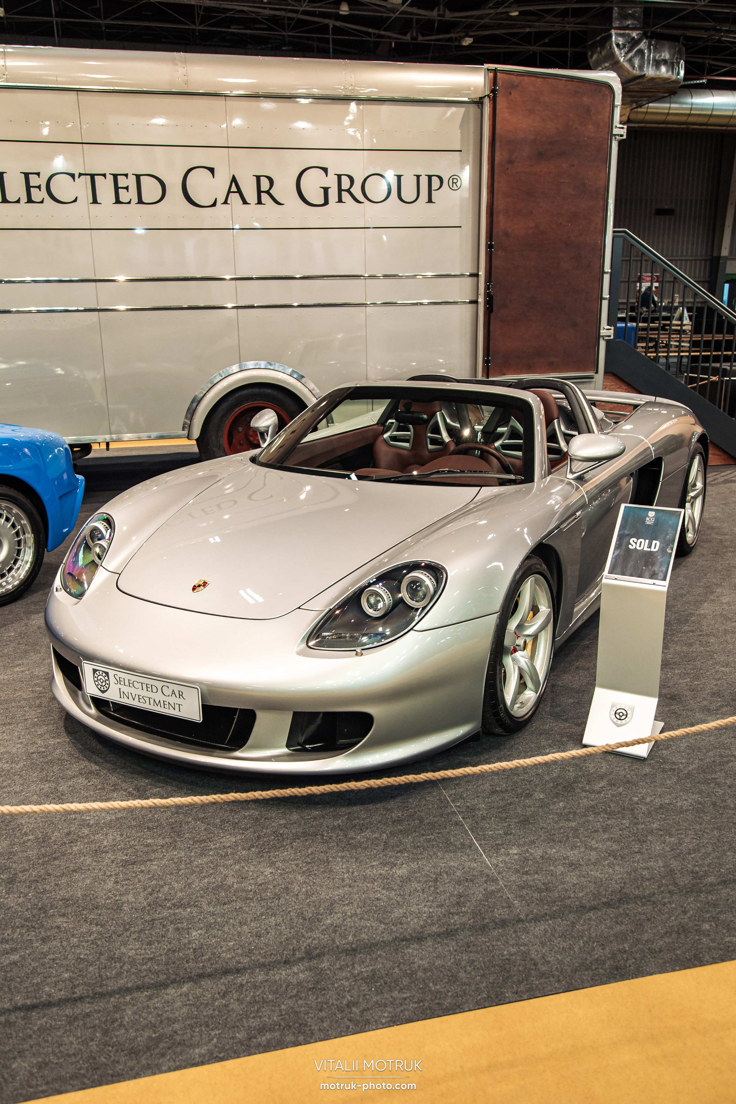 Retromobile 2023. Photographe de voitures à Paris — Vitalii Motruk