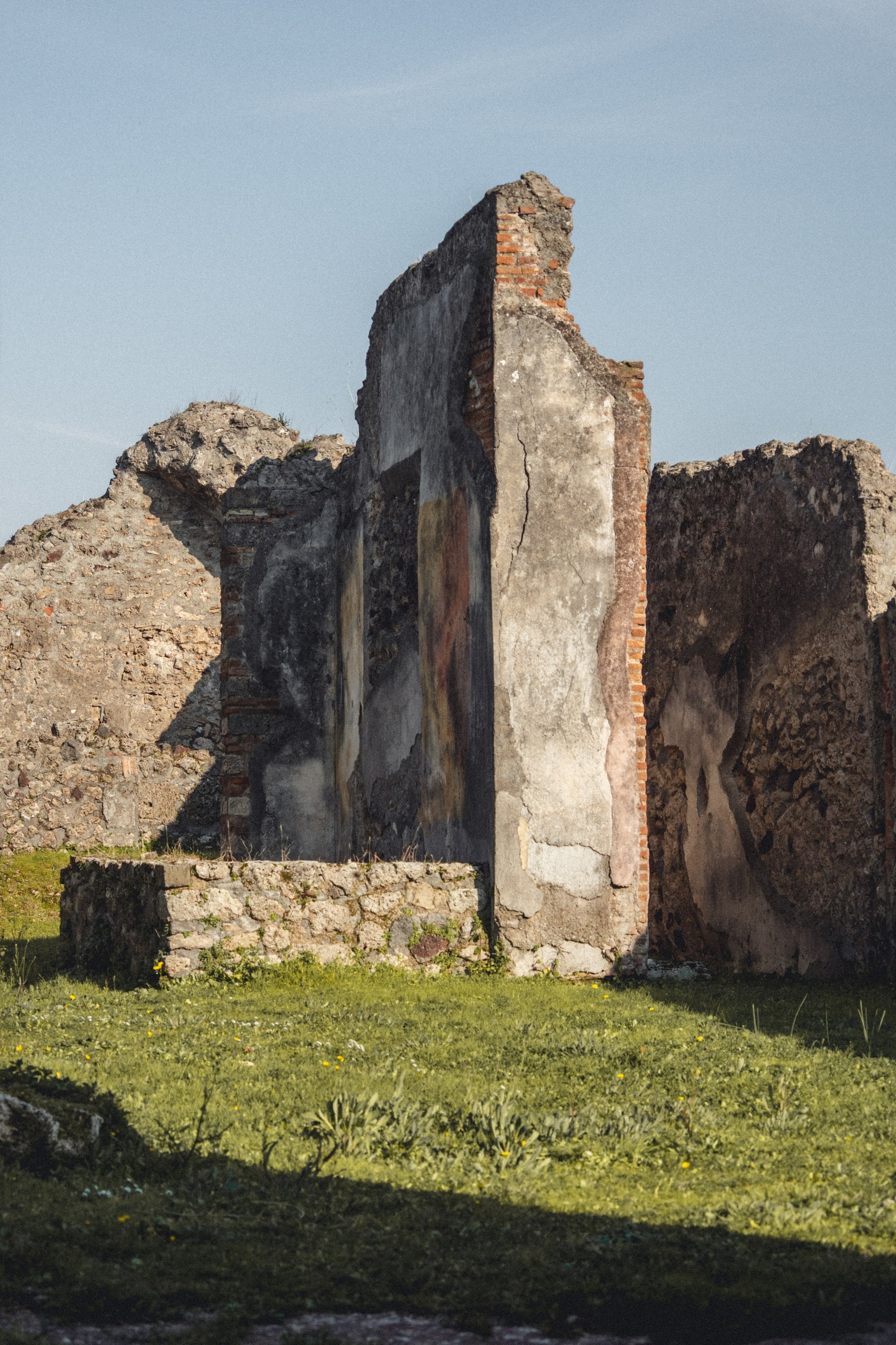 Pompeii. Photographe sur Cote d’Azur. Portraits de familles, couples, enfants, événements