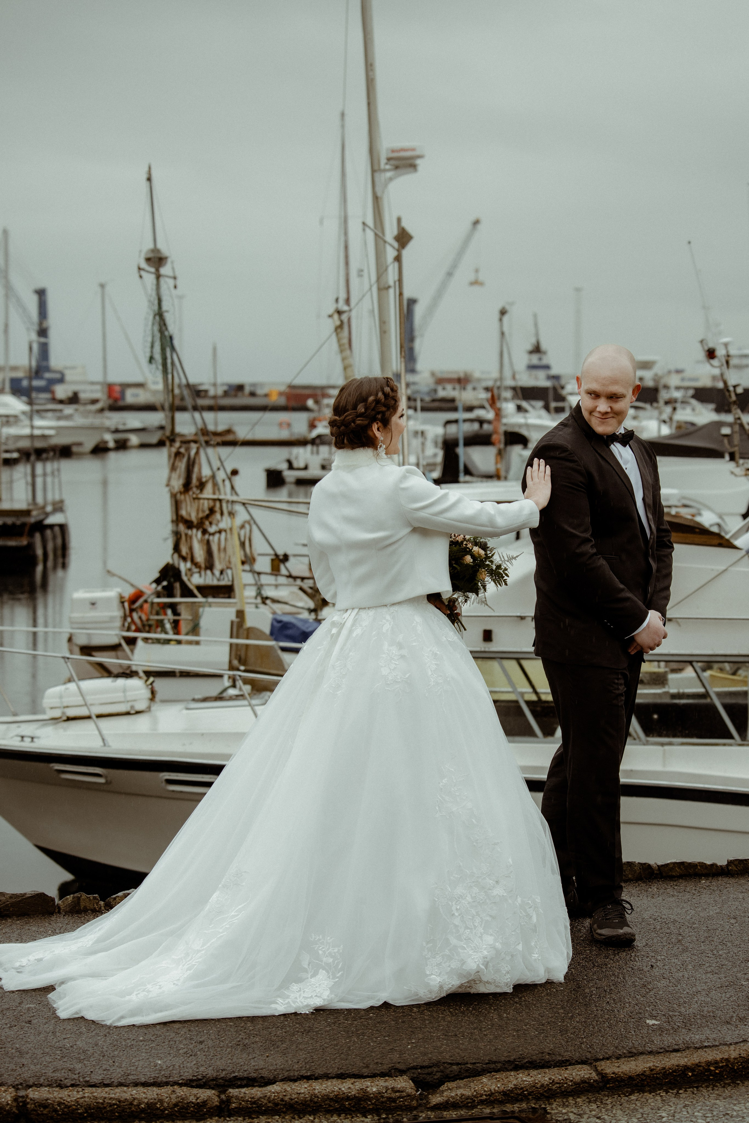 Faroe Islands elopement | Adventure wedding in Faroe Islands. Iceland elopement photographer & videographer