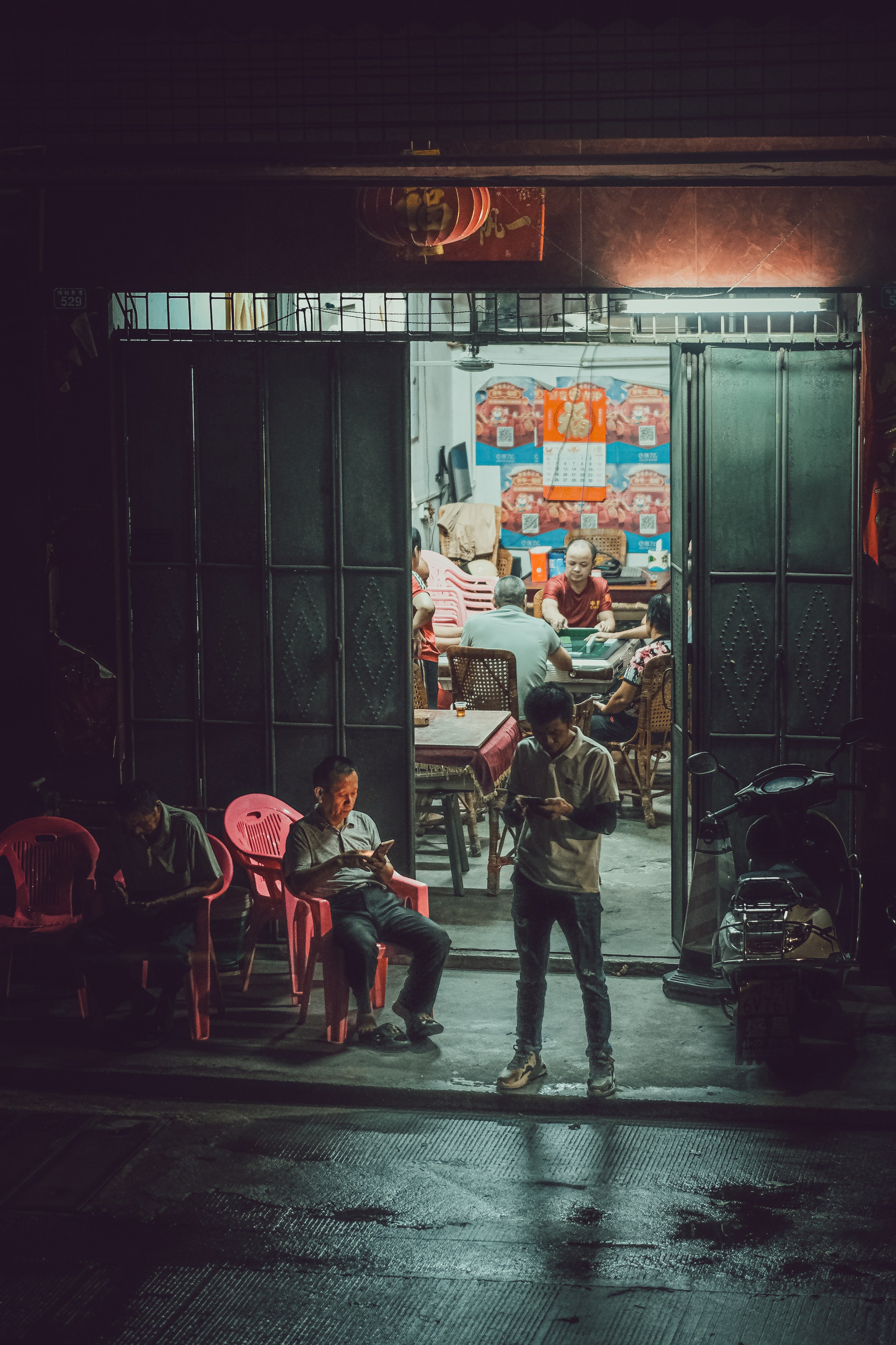 Candid Street Photography 85mm Fujifilm XPro3 | Meizhou City, China 🇨🇳