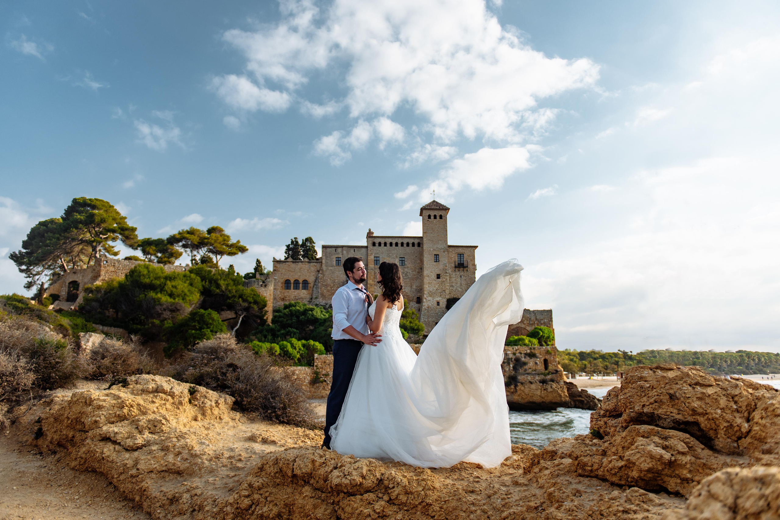 Sandra & Carlos. Professional photography services in Barcelona by Ekaterina Gasanova