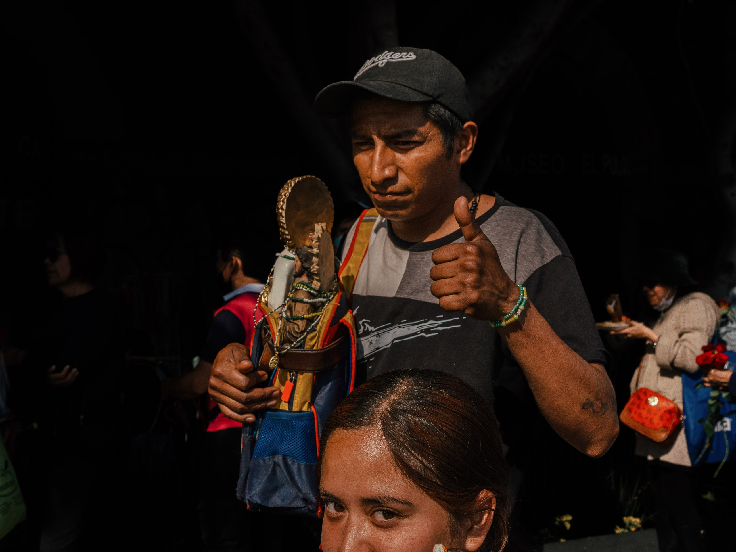 Celebration of St. Jude Thaddeus in the Church of St. Hippolytus and St. Cassian, Hidalgo, CDMX, Mexico. Federico Borobio, street and documentary photography.