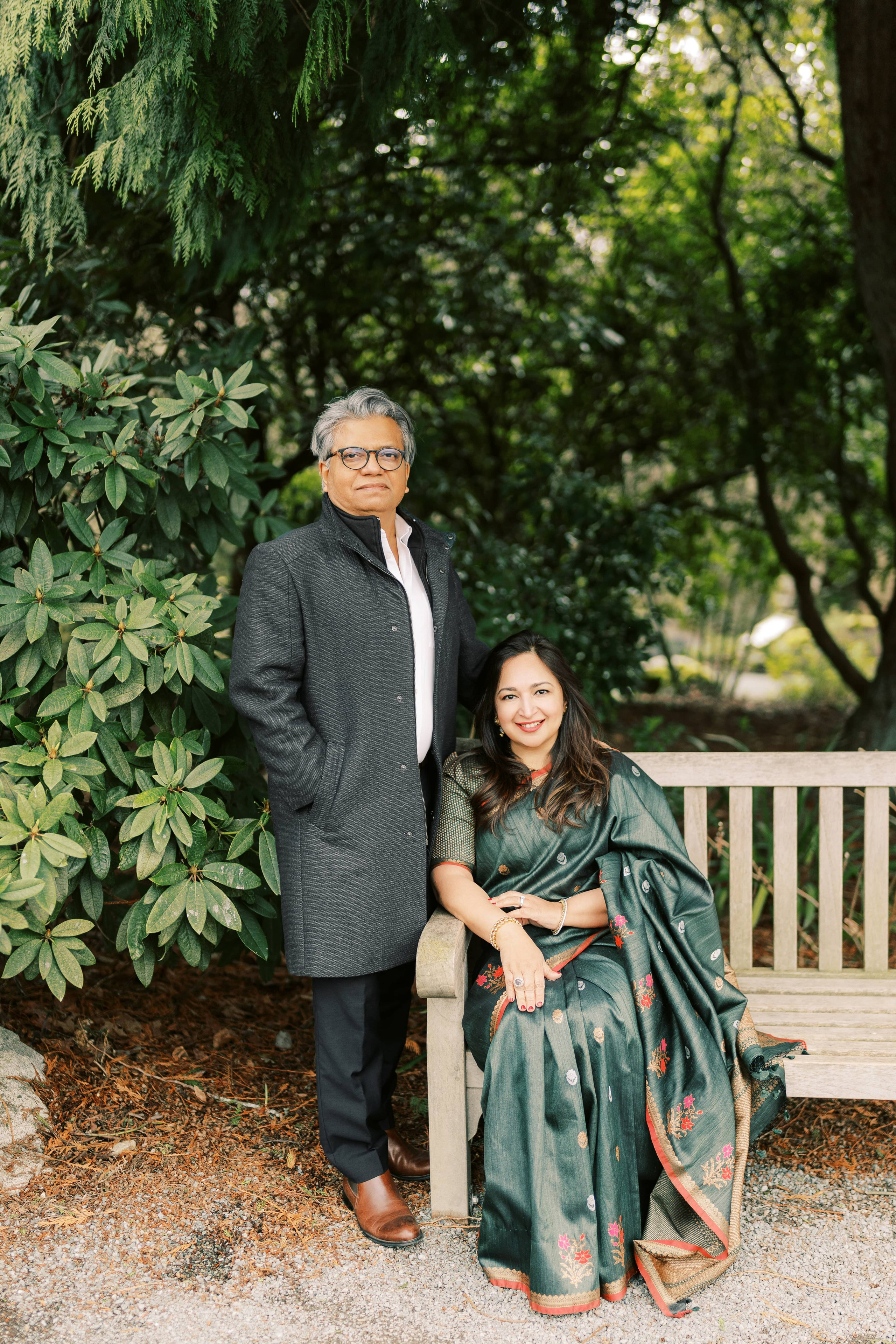 Family photoshoot at Bellevue Botanical Garden. March 2024. EVAN ARISTOV WEDDING PHOTOGRAPHY — Seattle Wedding Photographer