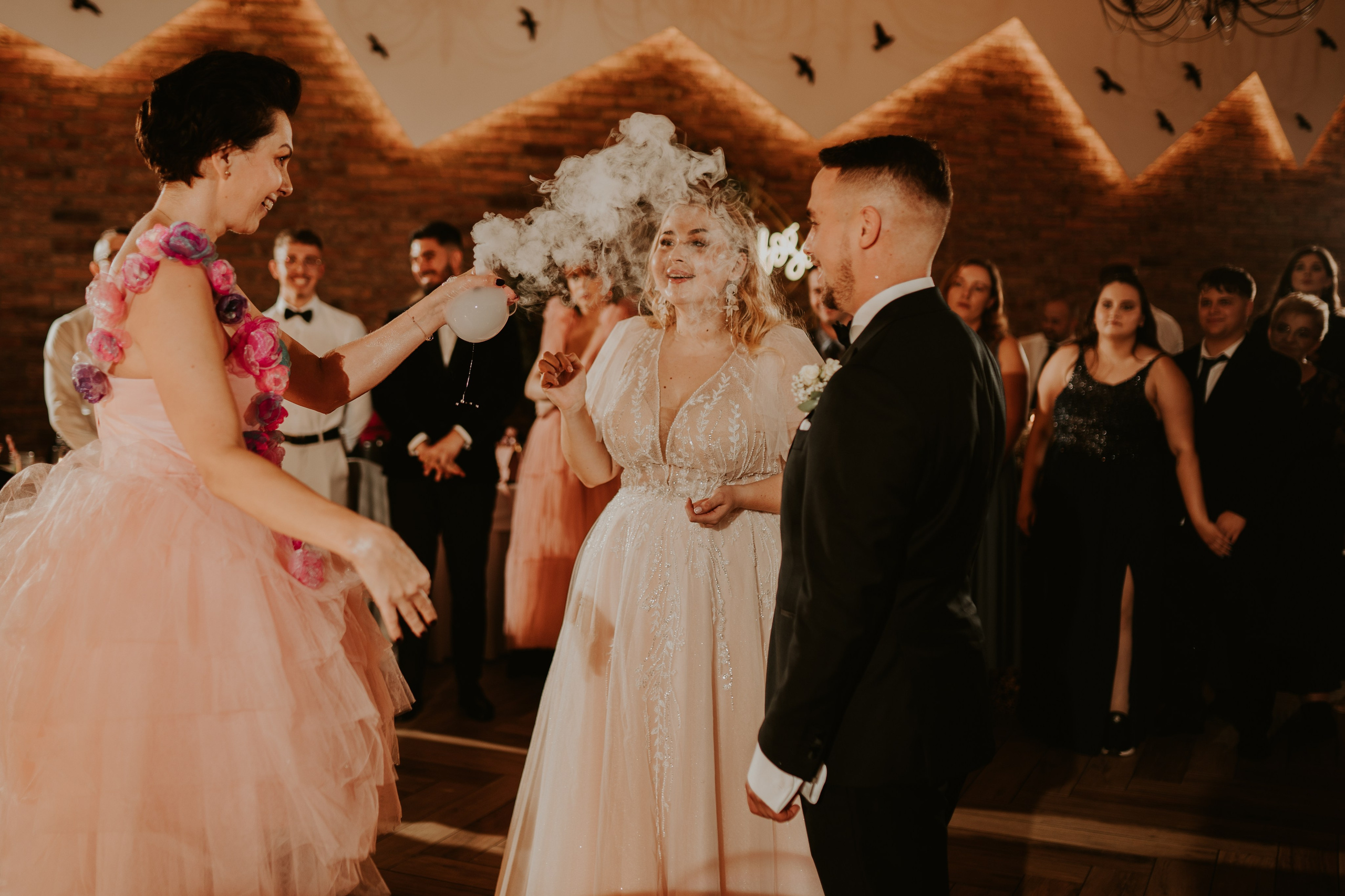 Trzy Drzewa: wspaniała uroczystość Wiktorii i Kamila. Karkowskafoto - fotografia miłości