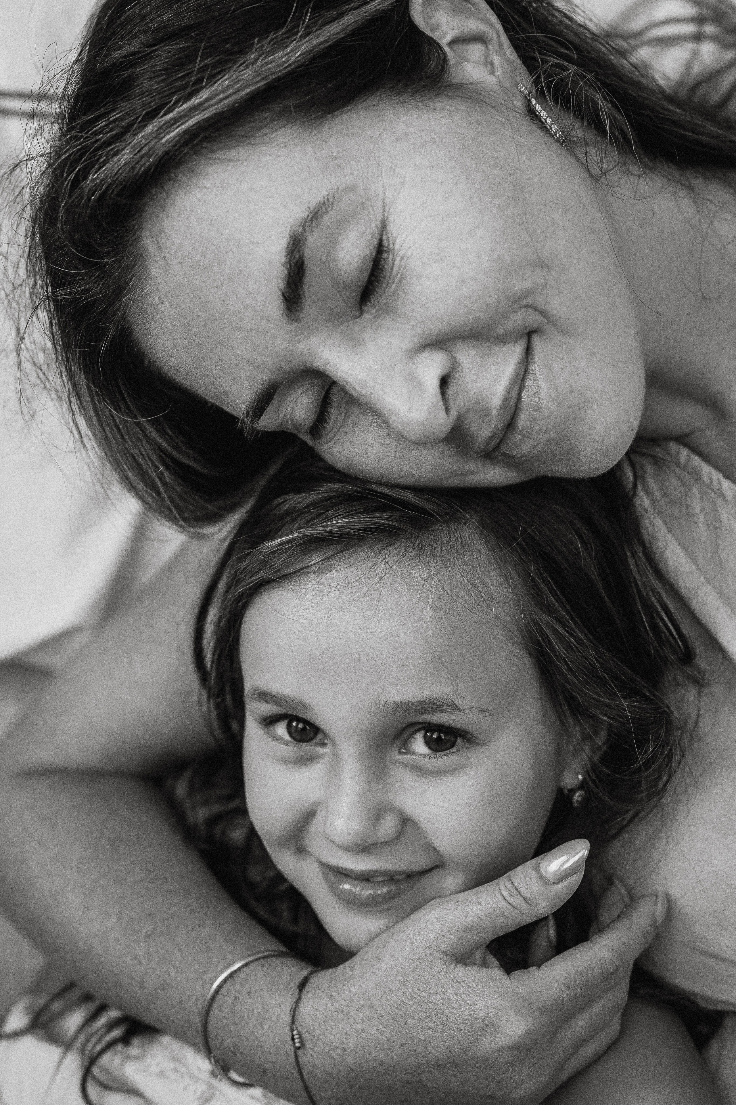 Cozy Family Photography at Home – Heartwarming & Relaxed. Alisa Tant — Family and newborn photographer Bucks County, Montgomery county, Philadelphia, NJ