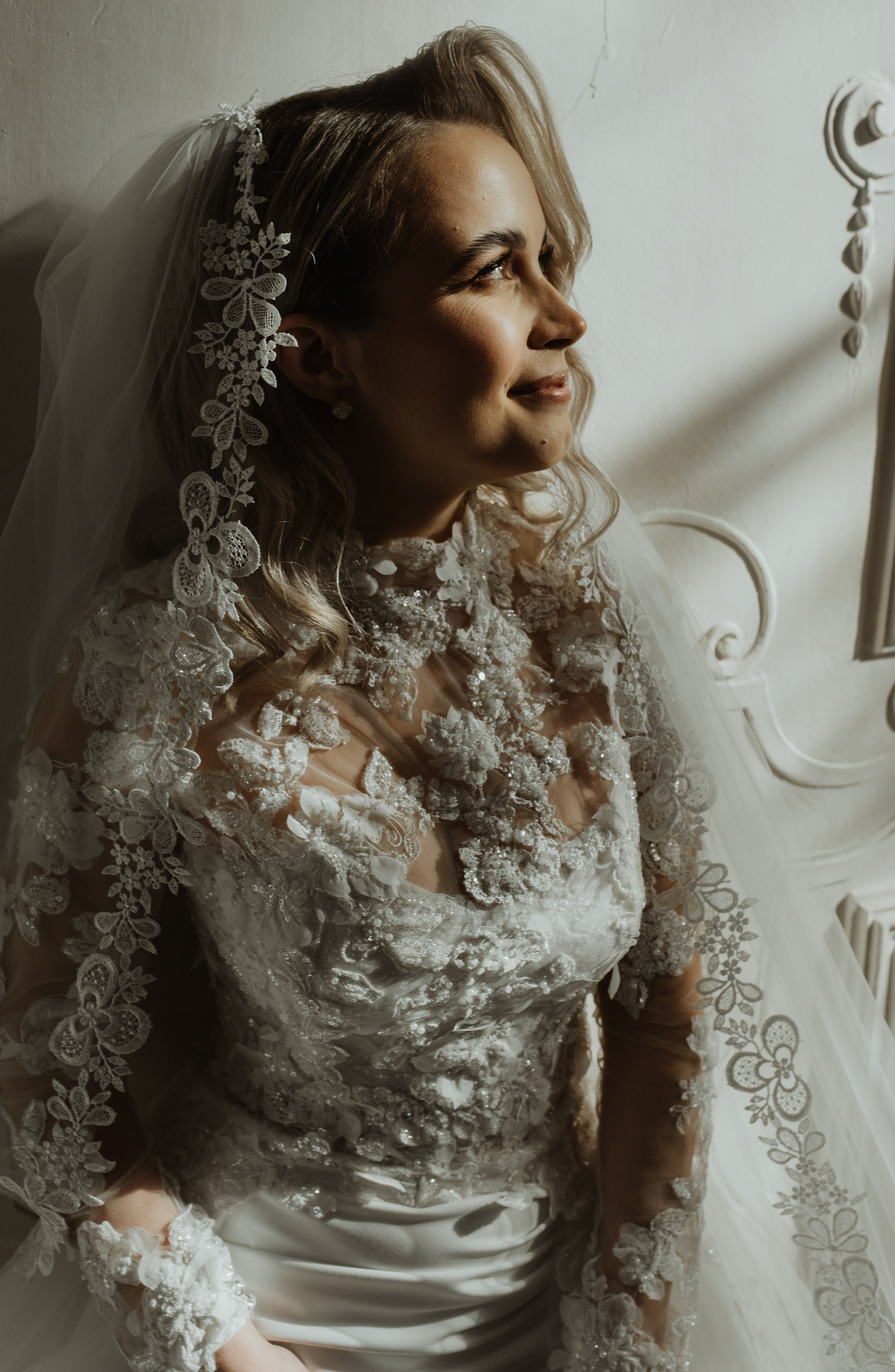 Hochzeit von Celine und Felix im Schloss Schilingsfürst. Anna Saribekyan – Beste Hochzeitsfotografin in Würzburg, Top 10 in Deutschland