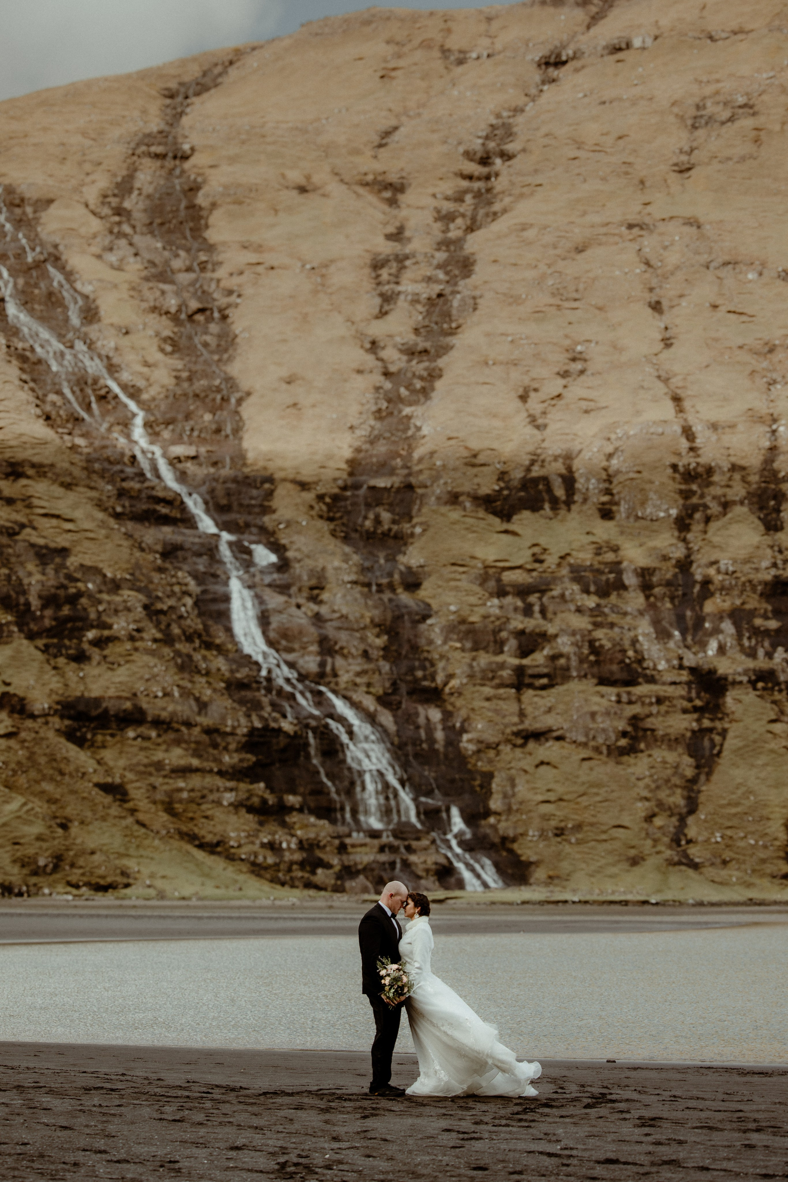 Faroe Islands elopement | Adventure wedding in Faroe Islands. Iceland elopement photographer & videographer