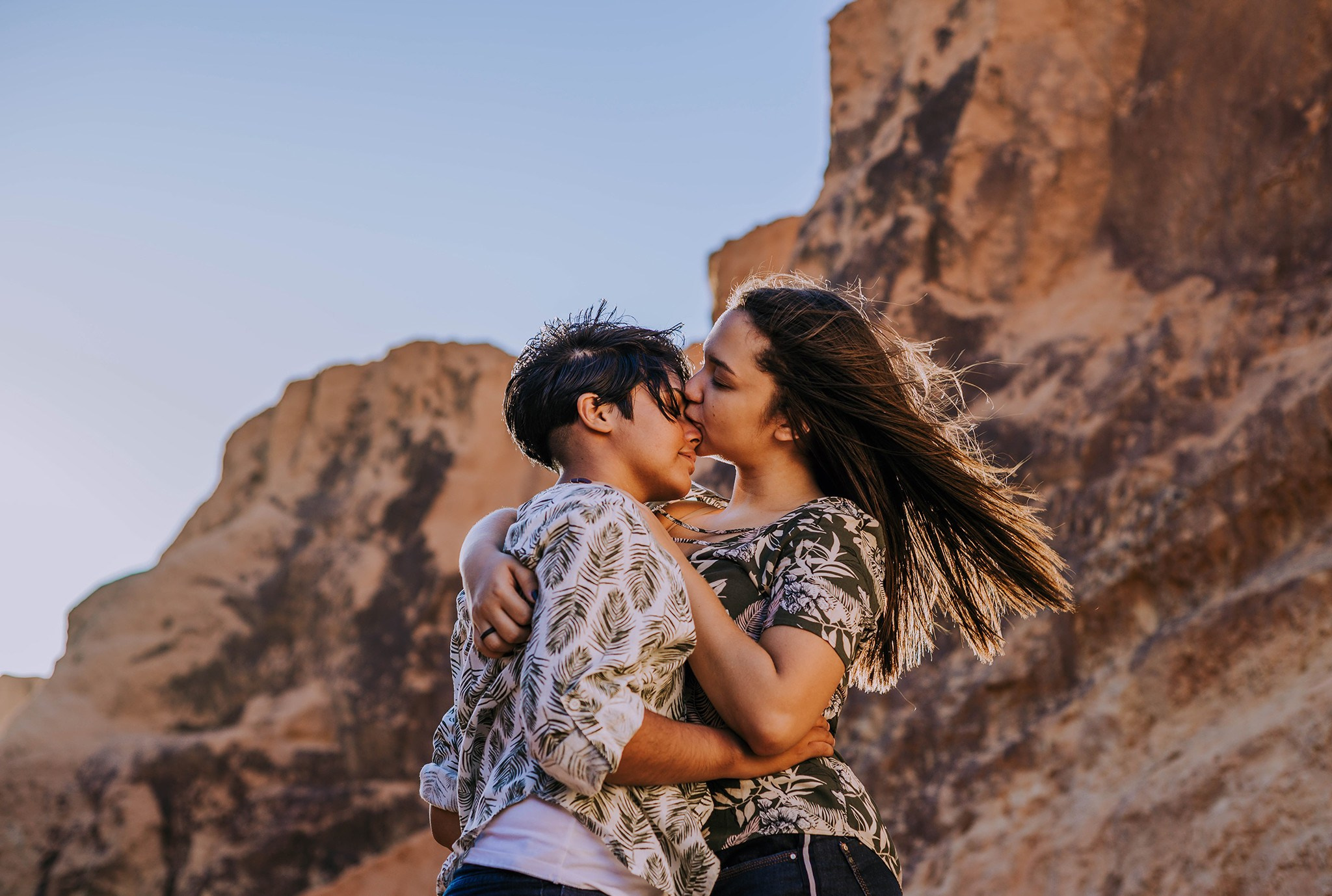 Ensaio de casal Isabelly e Vitória. R&S Fotografia e Filme fotografamos e filmamos casamentos, ensaios diversos, eventos em geral e hotelaria