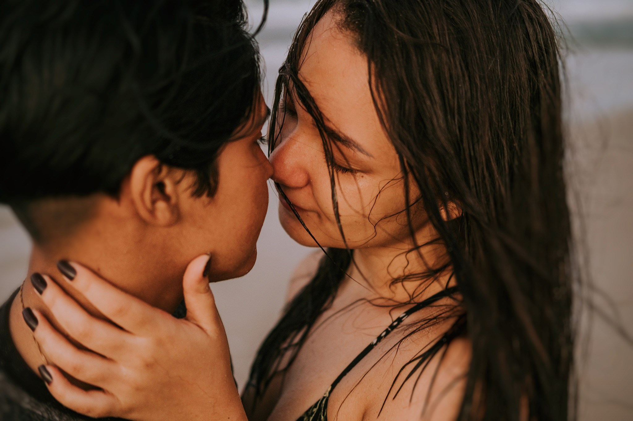 Ensaio de casal Isabelly e Vitória. R&S Fotografia e Filme fotografamos e filmamos casamentos, ensaios diversos, eventos em geral e hotelaria