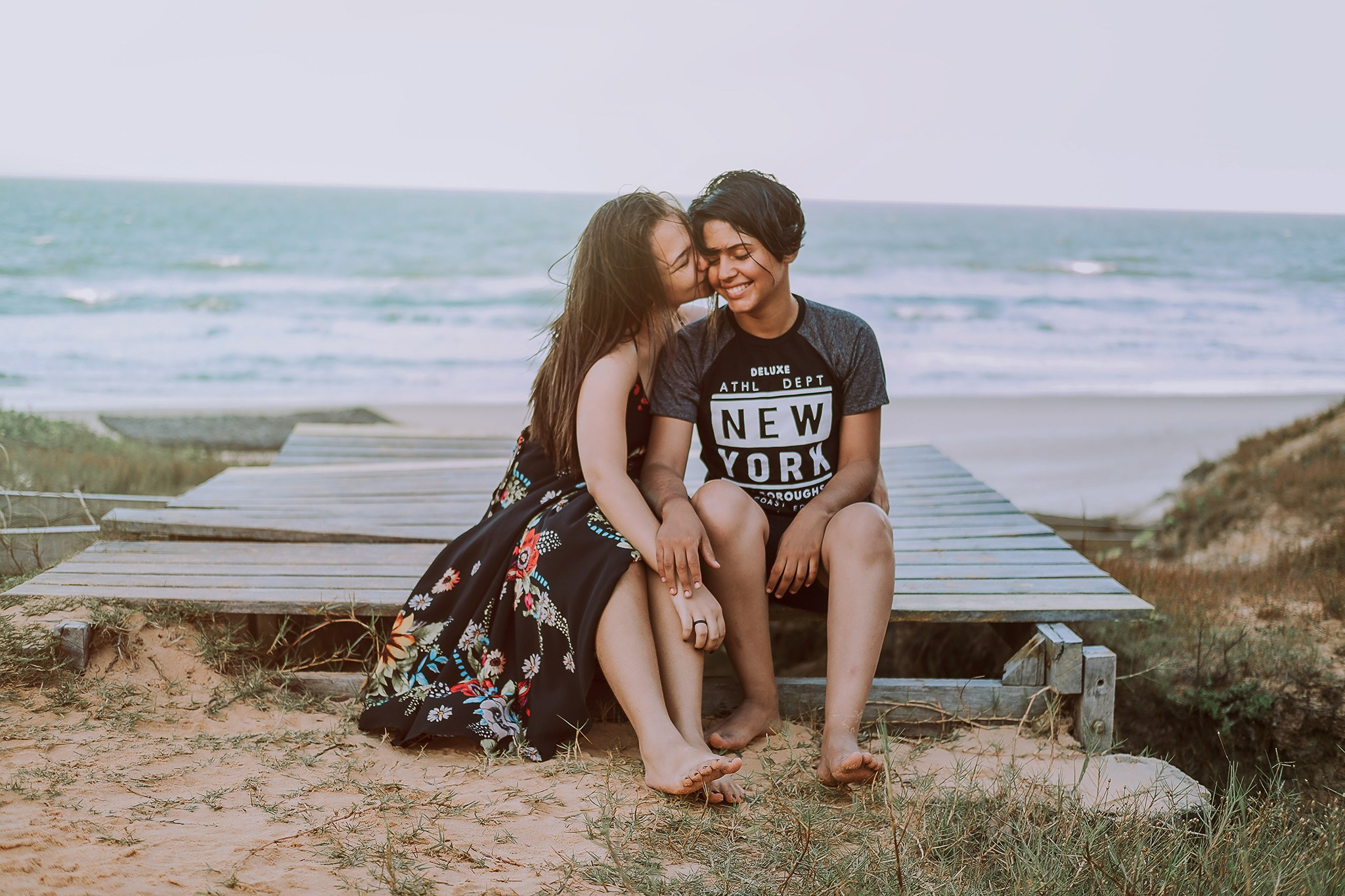 Ensaio de casal Isabelly e Vitória. R&S Fotografia e Filme fotografamos e filmamos casamentos, ensaios diversos, eventos em geral e hotelaria