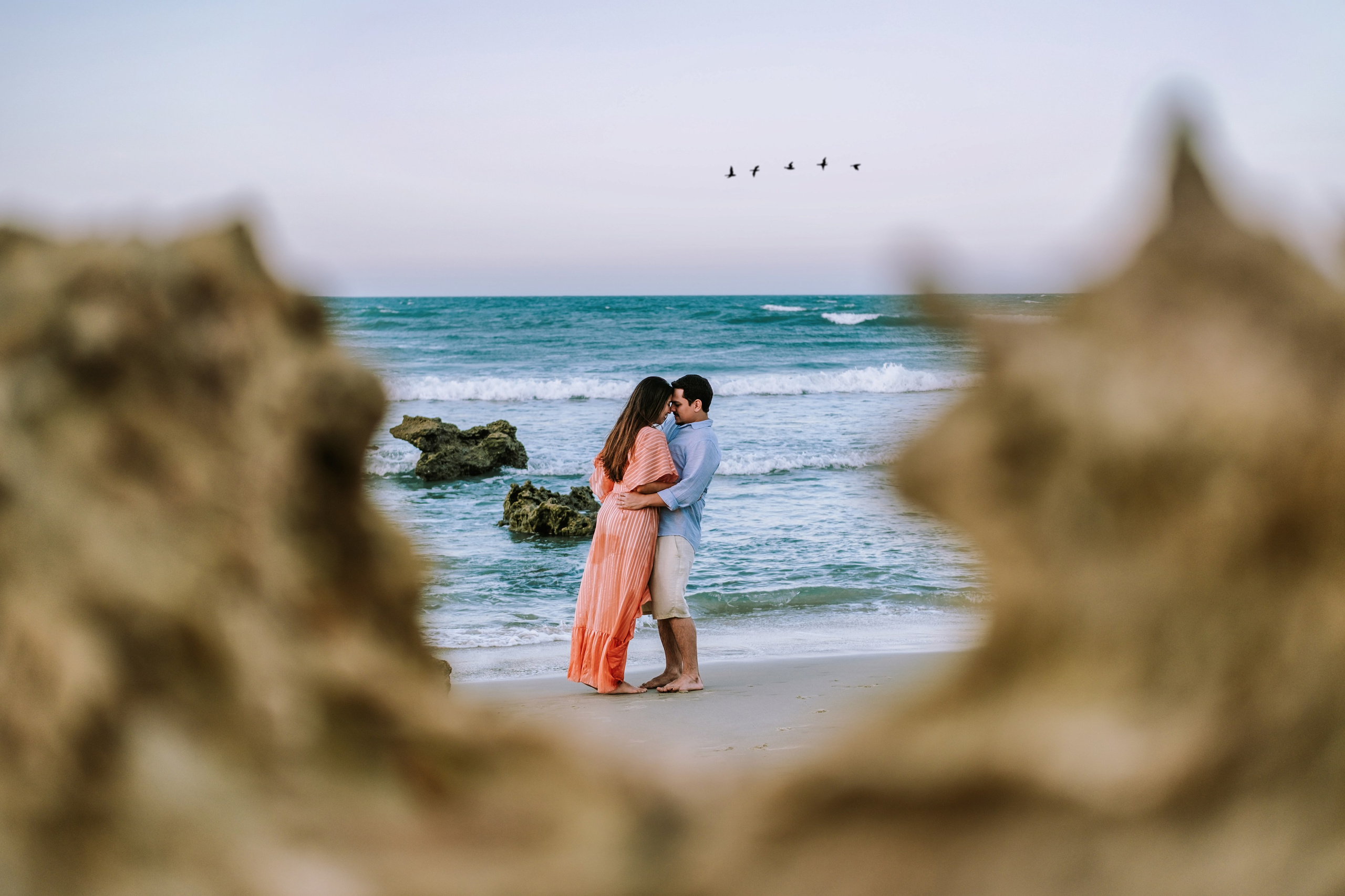 Ensaio de casal Larissa e Raphael. R&S Fotografia e Filme fotografamos e filmamos casamentos, ensaios diversos, eventos em geral e hotelaria