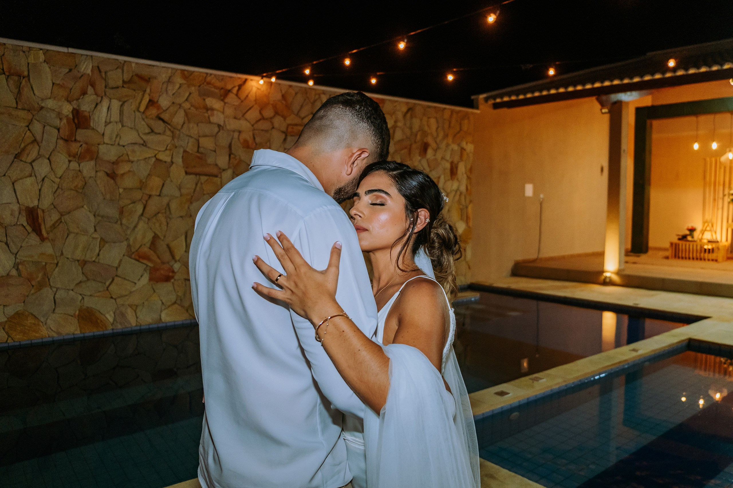 Casamento Thainá e Felipe. R&S Fotografia e Filme fotografamos e filmamos casamentos, ensaios diversos, eventos em geral e hotelaria
