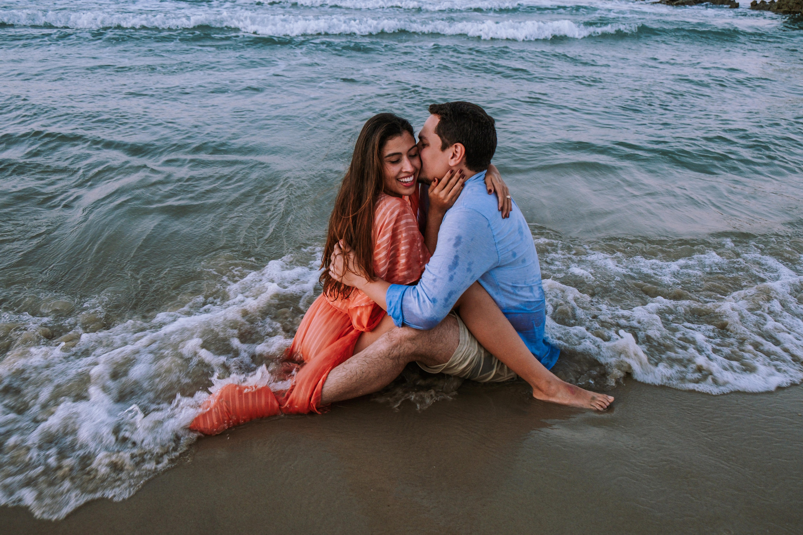 Ensaio de casal Larissa e Raphael. R&S Fotografia e Filme fotografamos e filmamos casamentos, ensaios diversos, eventos em geral e hotelaria