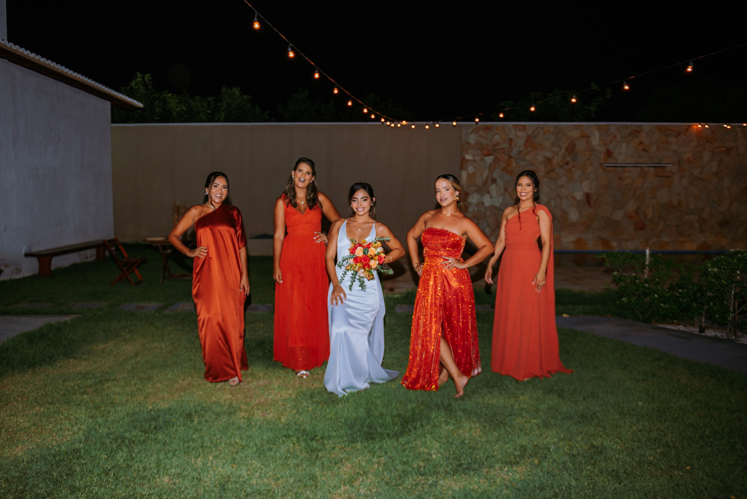Casamento Thainá e Felipe. R&S Fotografia e Filme fotografamos e filmamos casamentos, ensaios diversos, eventos em geral e hotelaria