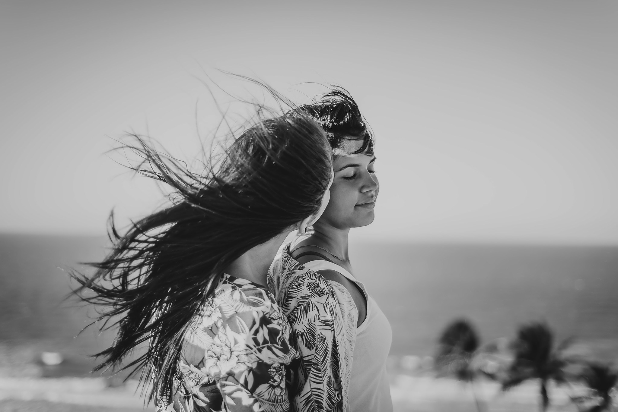Ensaio de casal Isabelly e Vitória. R&S Fotografia e Filme fotografamos e filmamos casamentos, ensaios diversos, eventos em geral e hotelaria