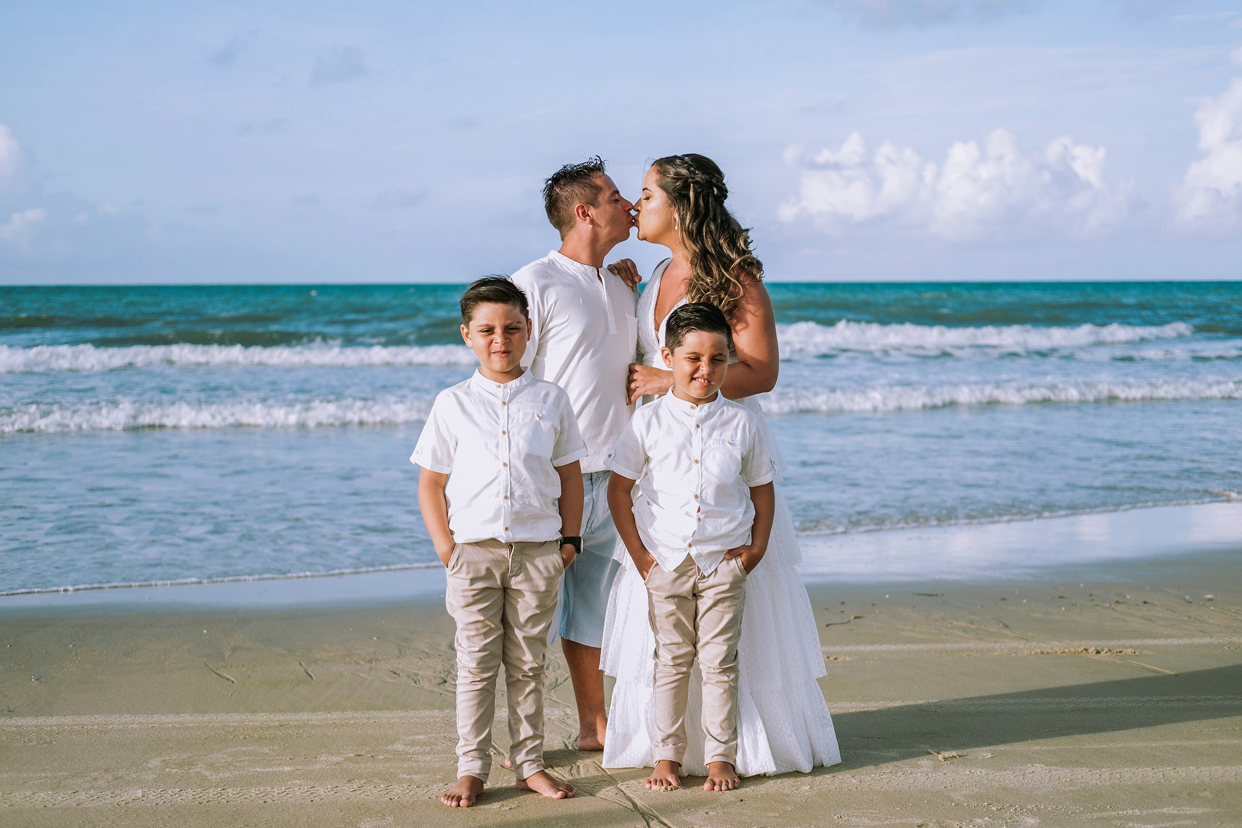 Renovação de votos Camila e Bruno. R&S Fotografia e Filme fotografamos e filmamos casamentos, ensaios diversos, eventos em geral e hotelaria