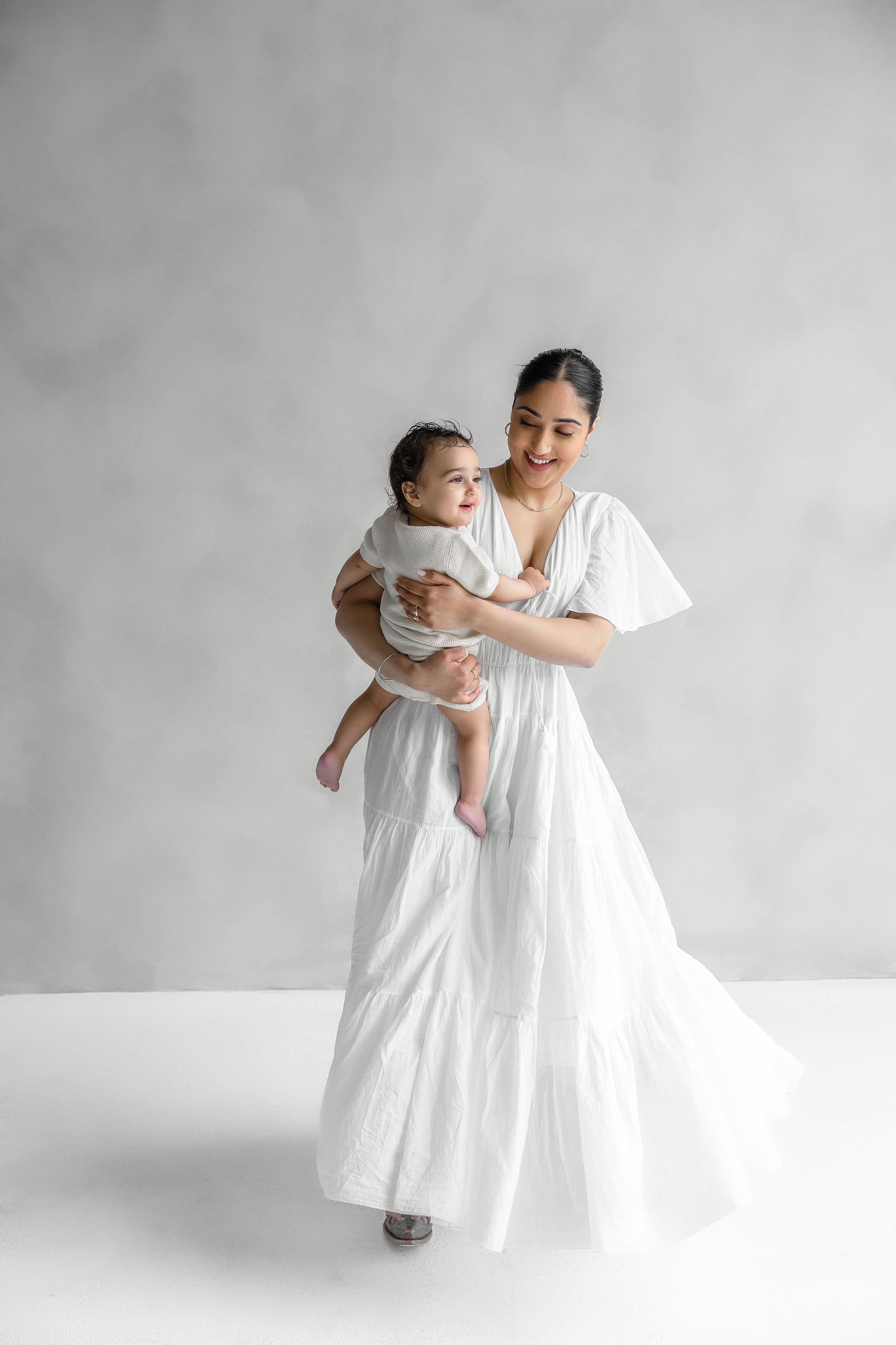 Iana Banana | Toronto Maternity, Newborn & Family Photographer