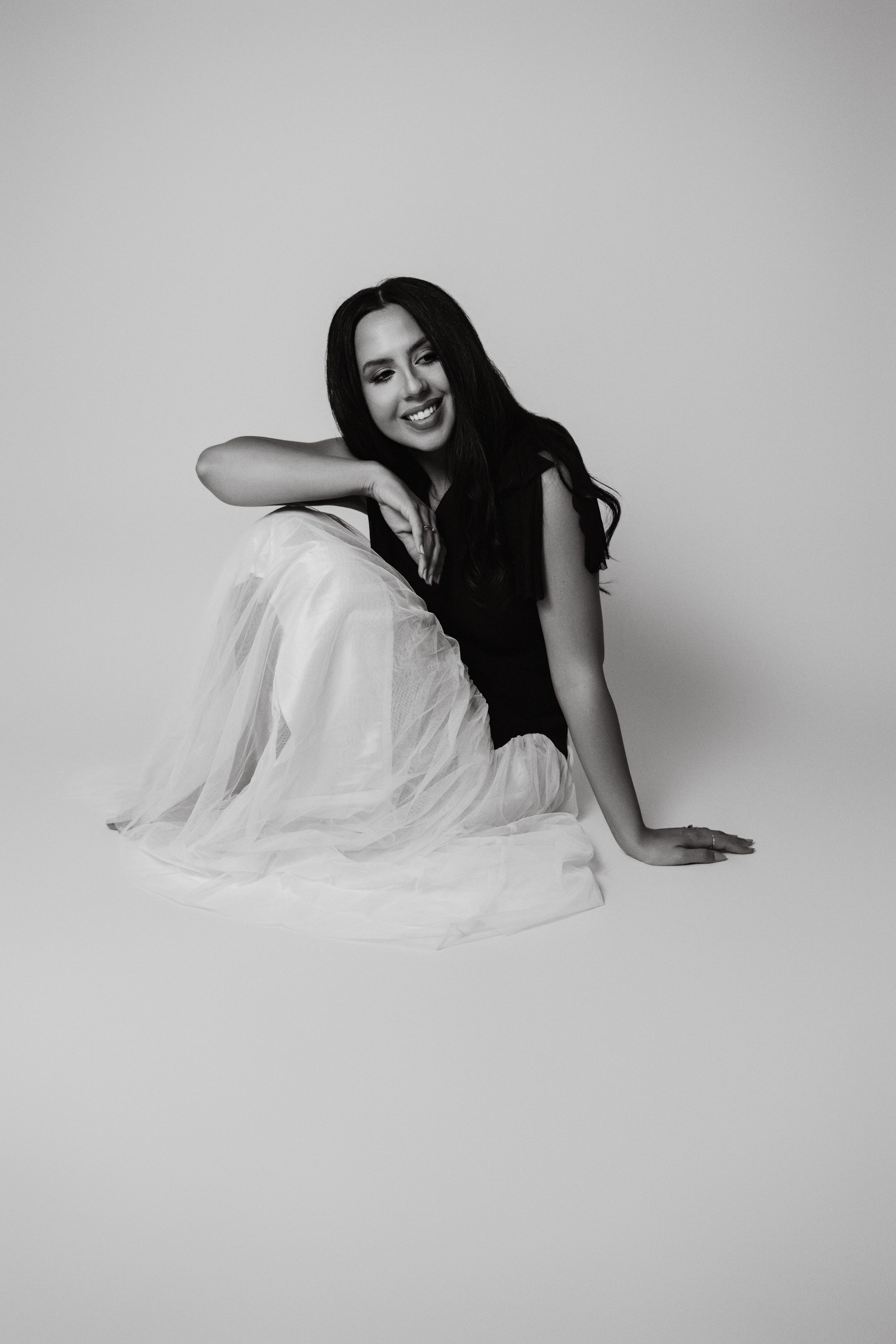 Jacksonville, FL Studio Photoshoot | Ashley Morris Singer Branding by Alice Nabieva