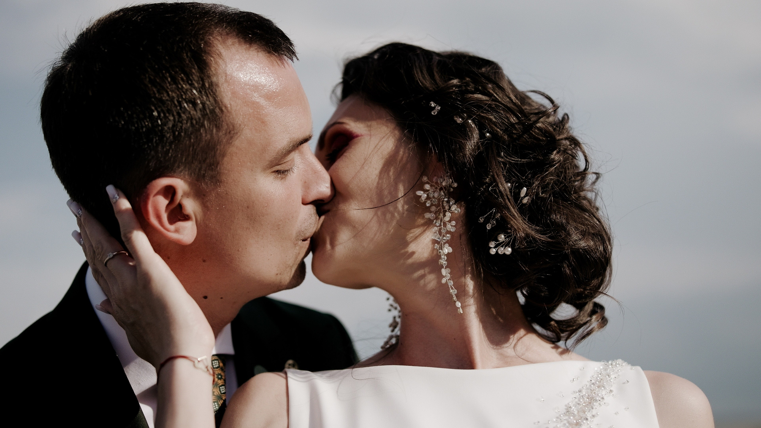 Videograf profesionist nună la Domeniile Martinutzi Alba Iulia. Horatiu Fat: Fotograf si Videograf Profesionist Nunta Cluj-Napoca