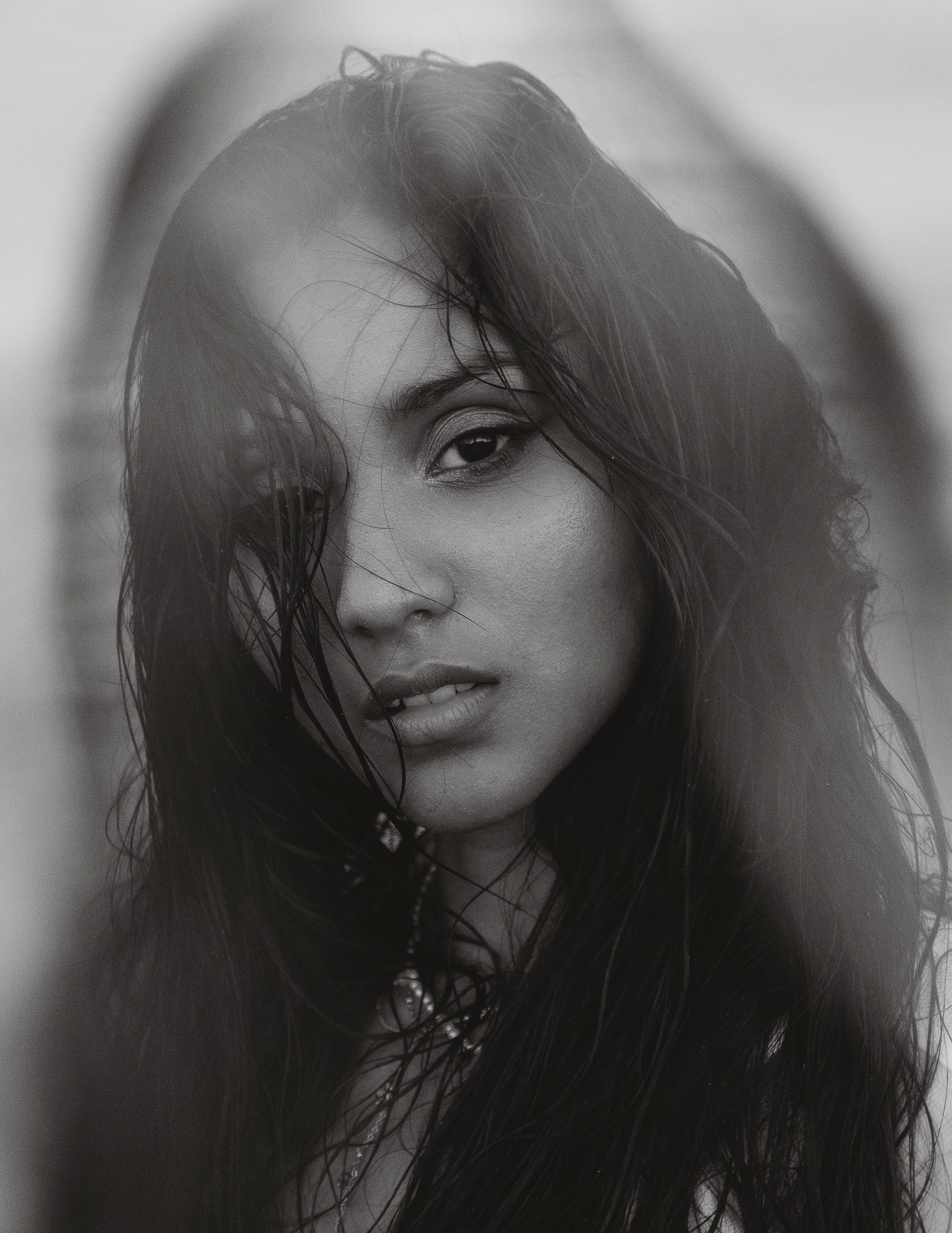 Romantic Portrait by the Sea: Sunset Shoot in Guardamar — Photographer Andrey Lukovnikov