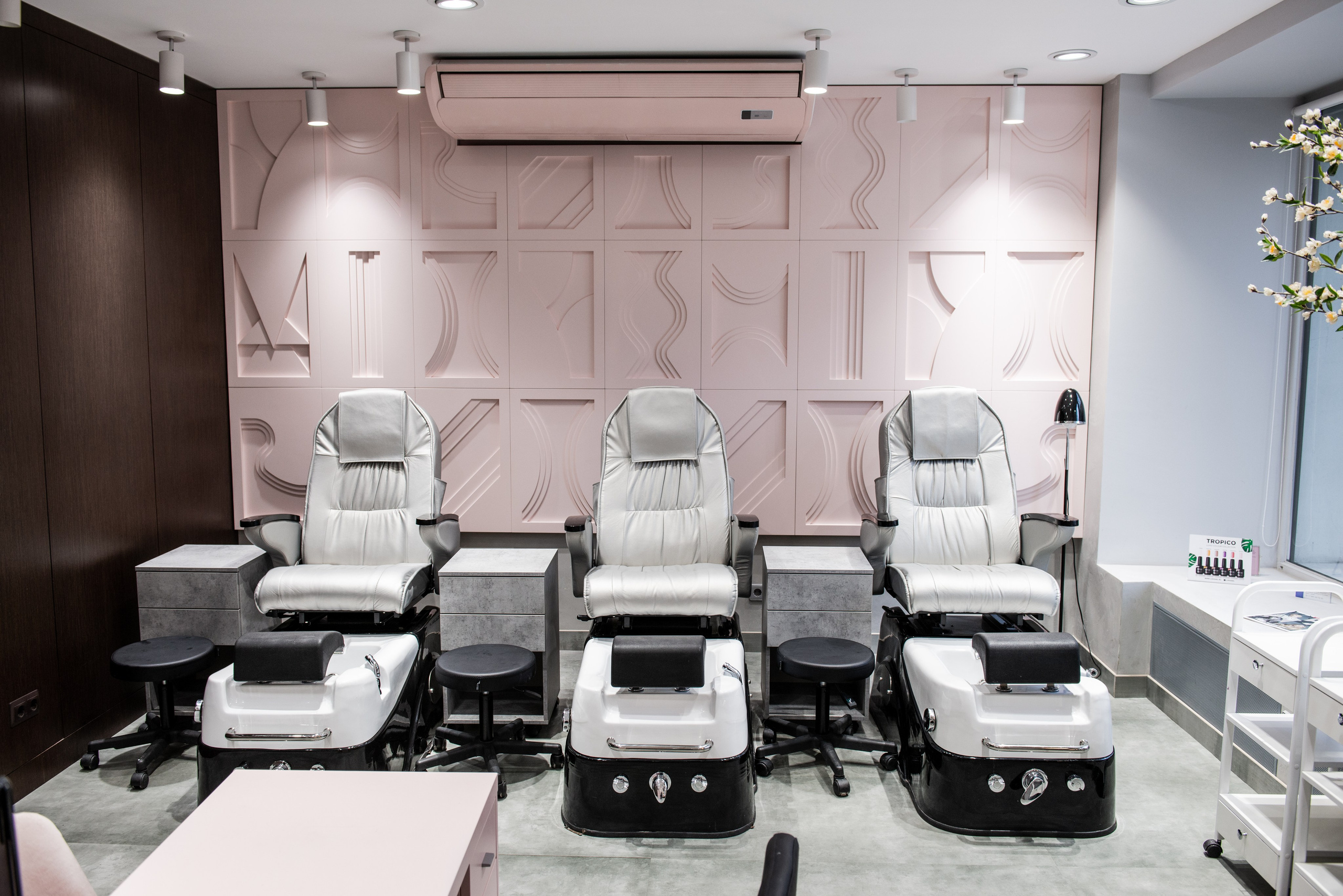 Манюкирный салон Nail Москвичка. ФОТОГРАФ МЕКСИКА КИНТАНА-РОО