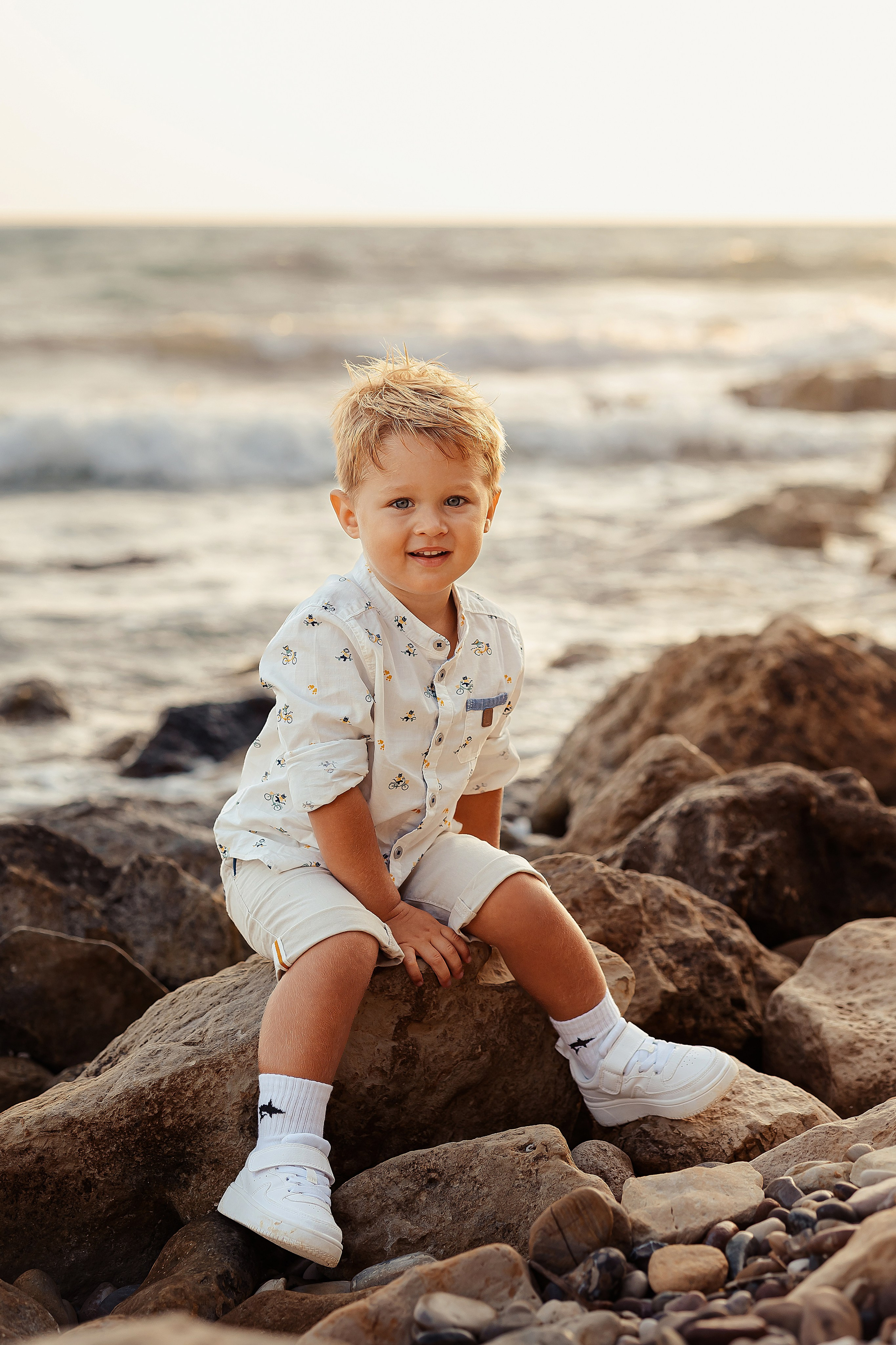 Family photoshoot. Photographer in Cyprus