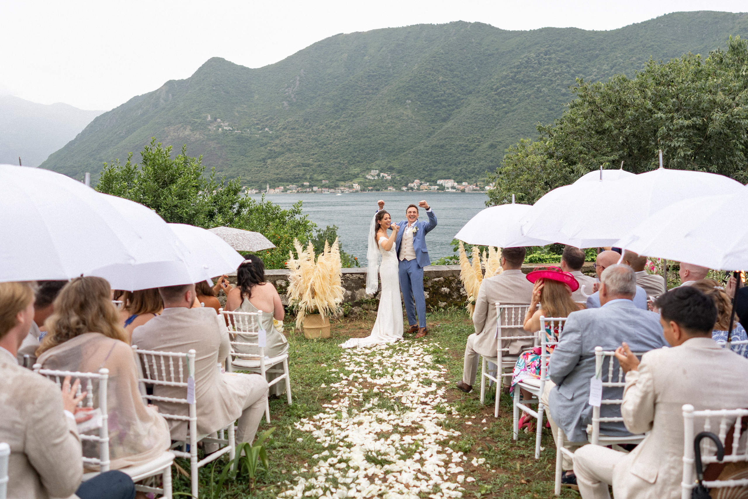 50 Tinten Regen - Bruiloft in Montenegro bij Bajova Kula
