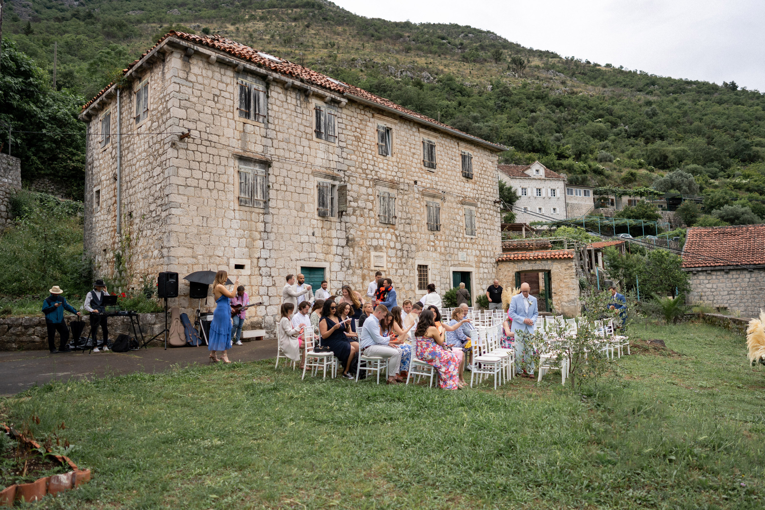 50 Tinten Regen - Bruiloft in Montenegro bij Bajova Kula